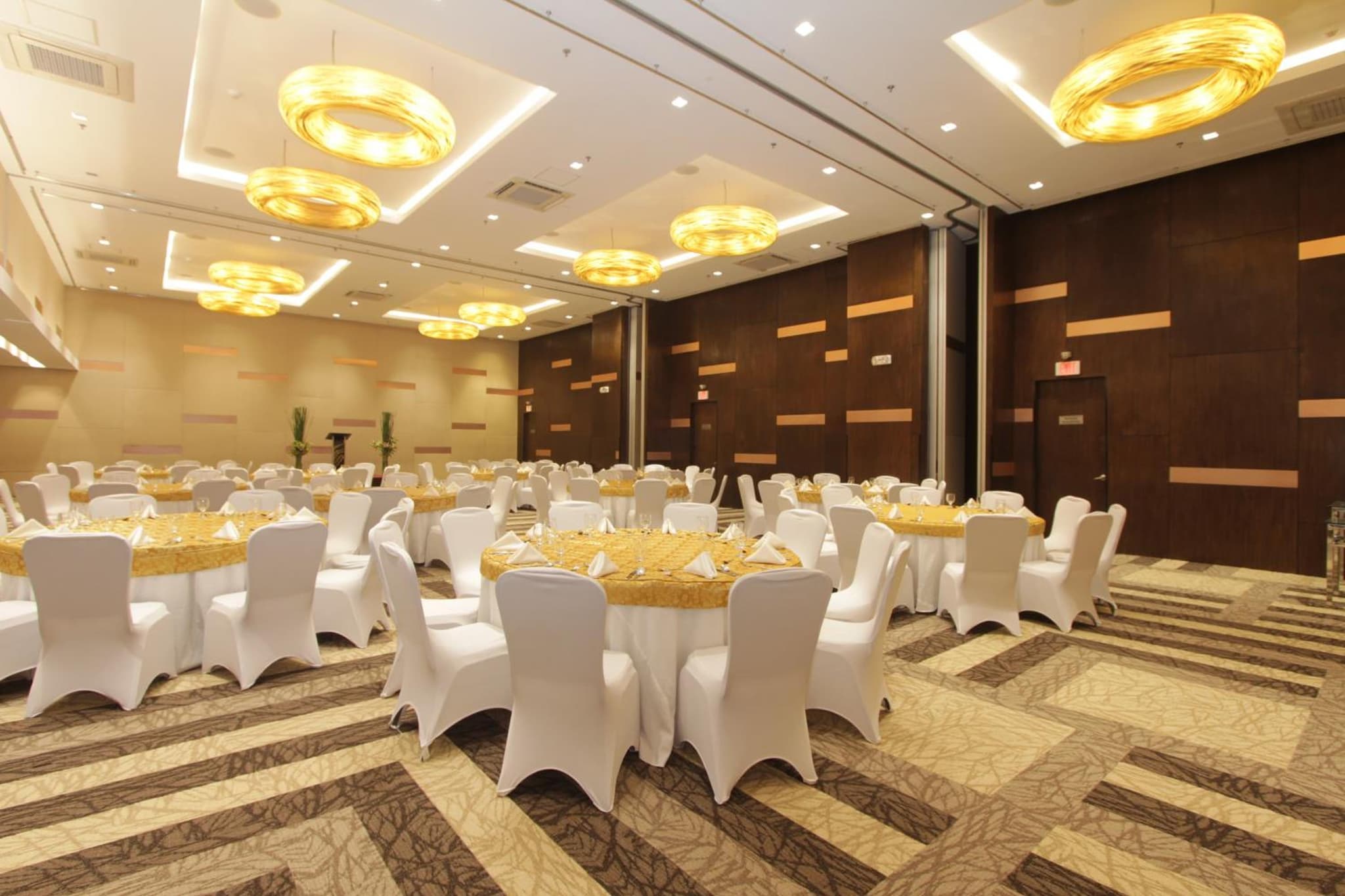 Bayfront Hotel Cebu North Reclamation photo 5