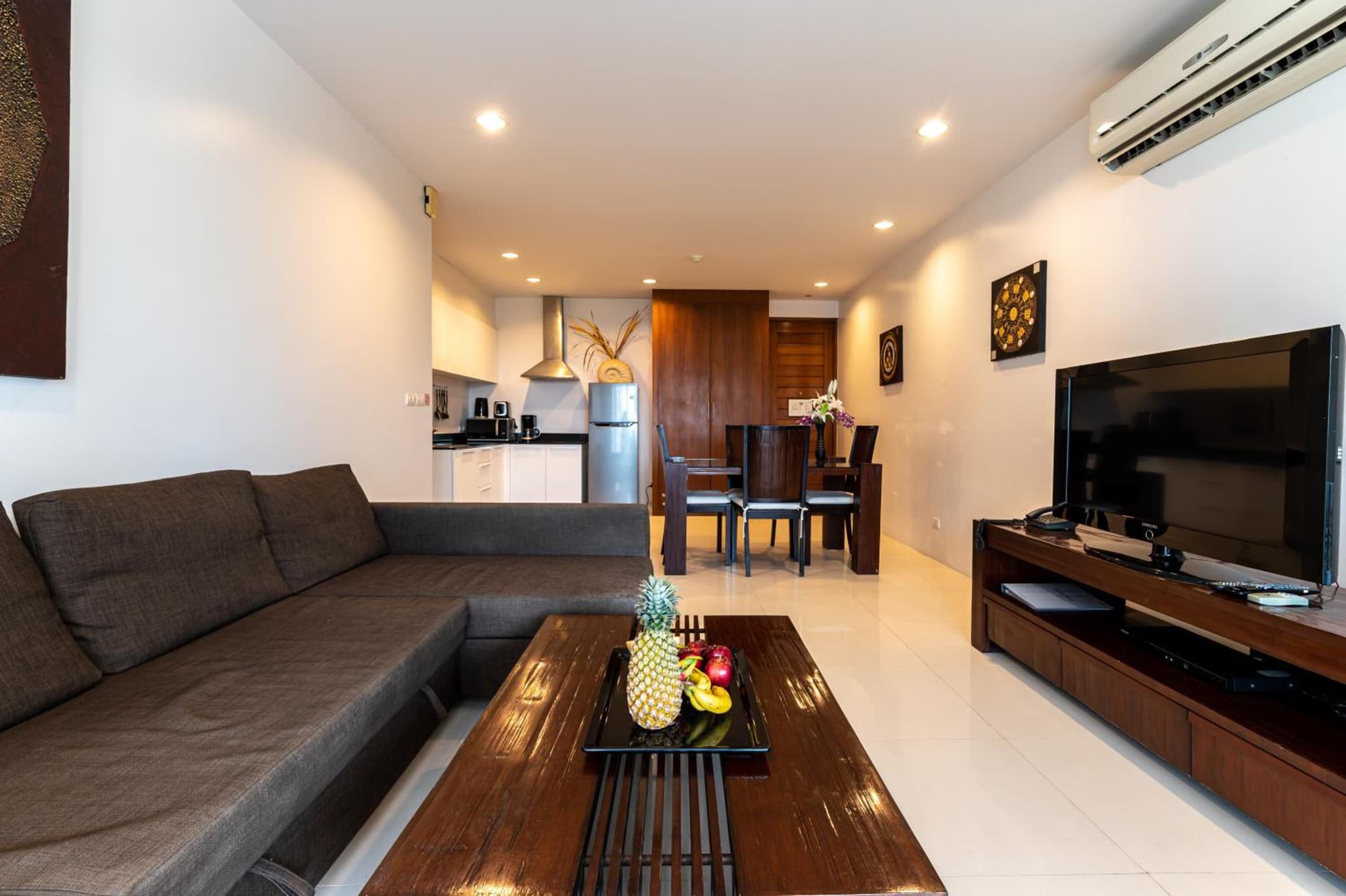 The Park Surin Serviced Apartments by RESAVA photo 6