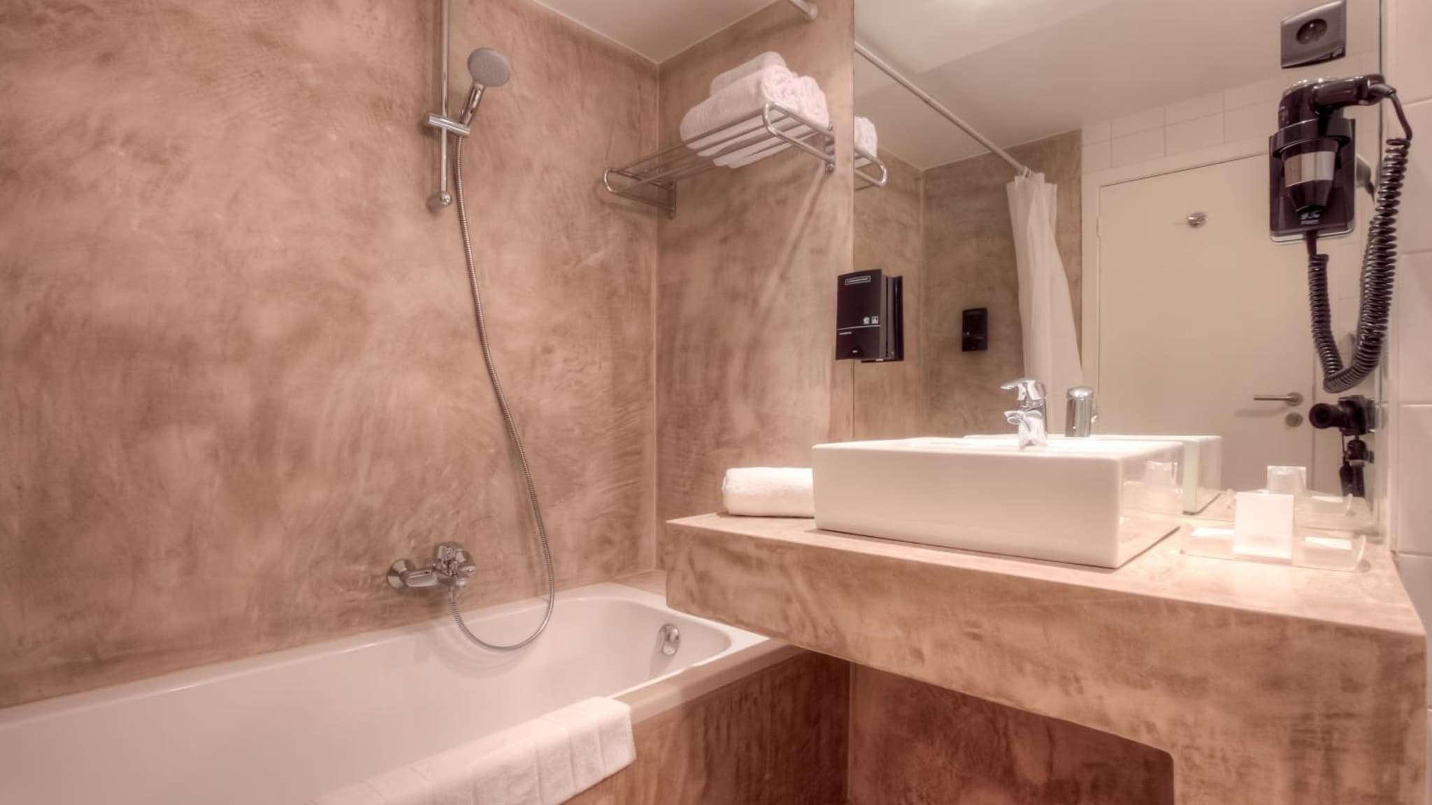 Hotel St James photo 9