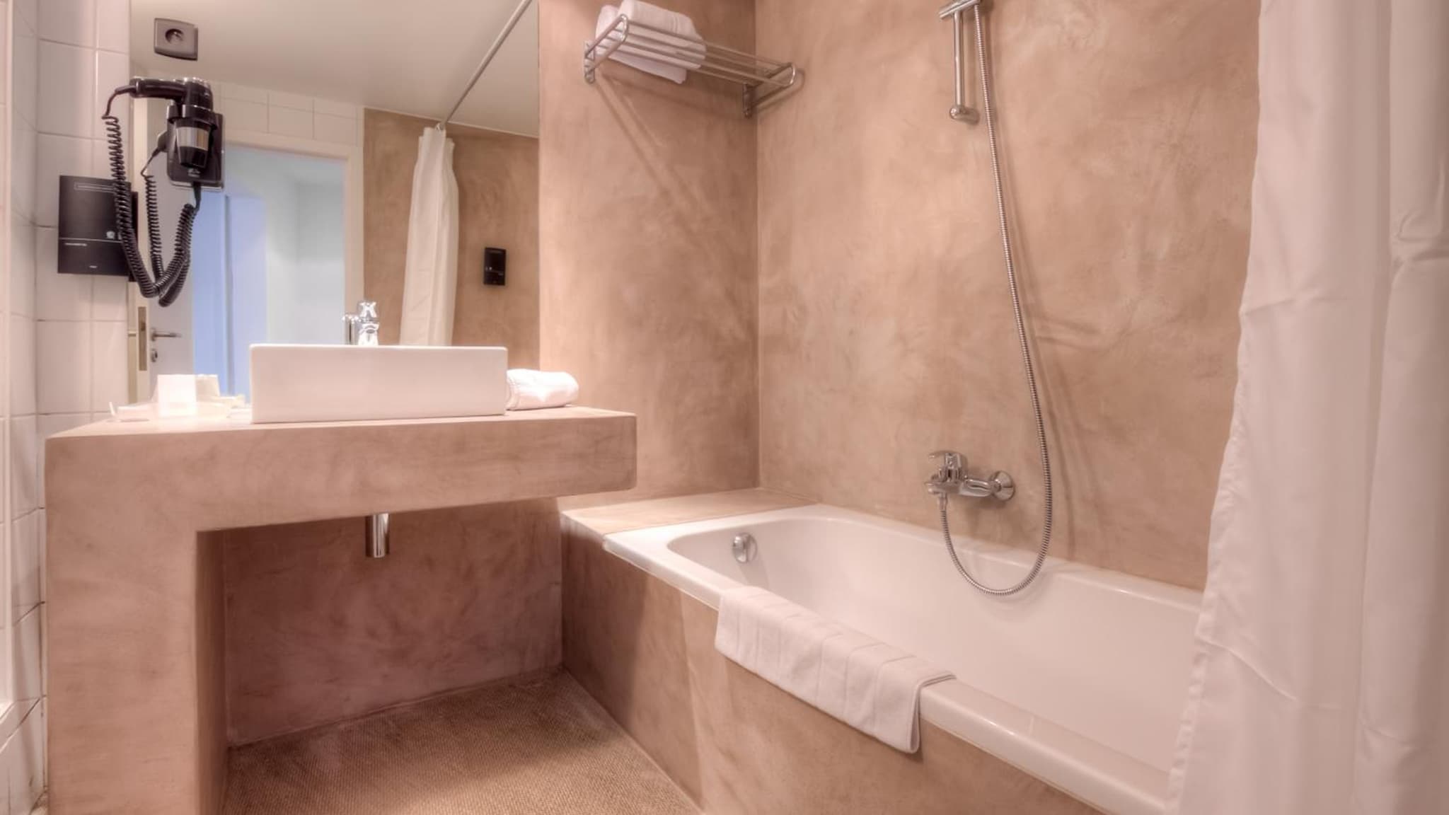 Hotel St James photo 3