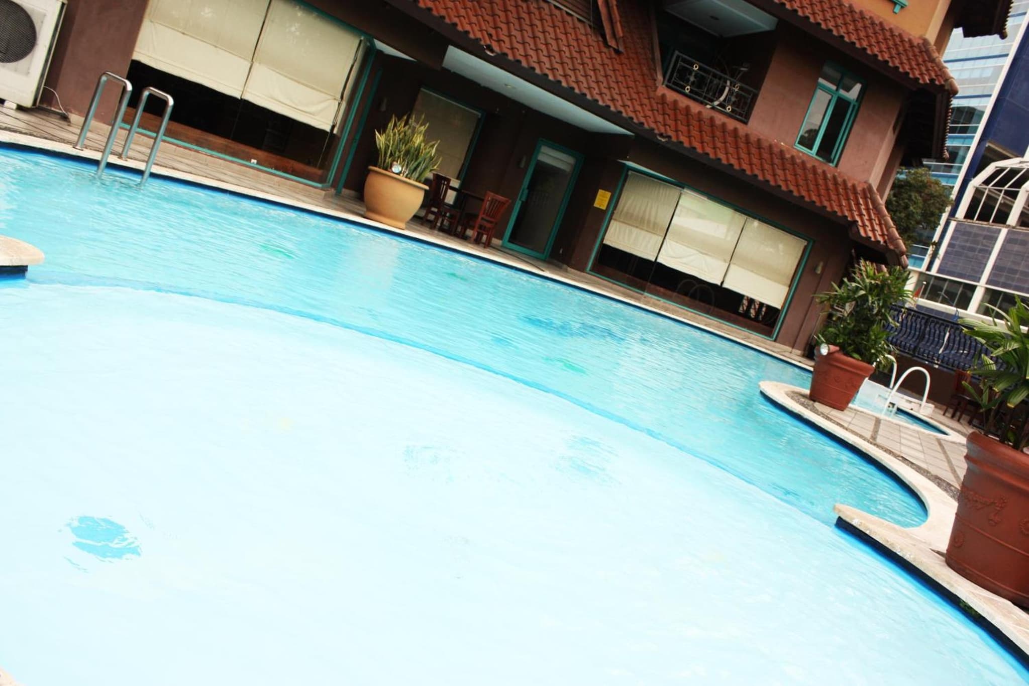 Travellers Suites Serviced Apartments photo 2