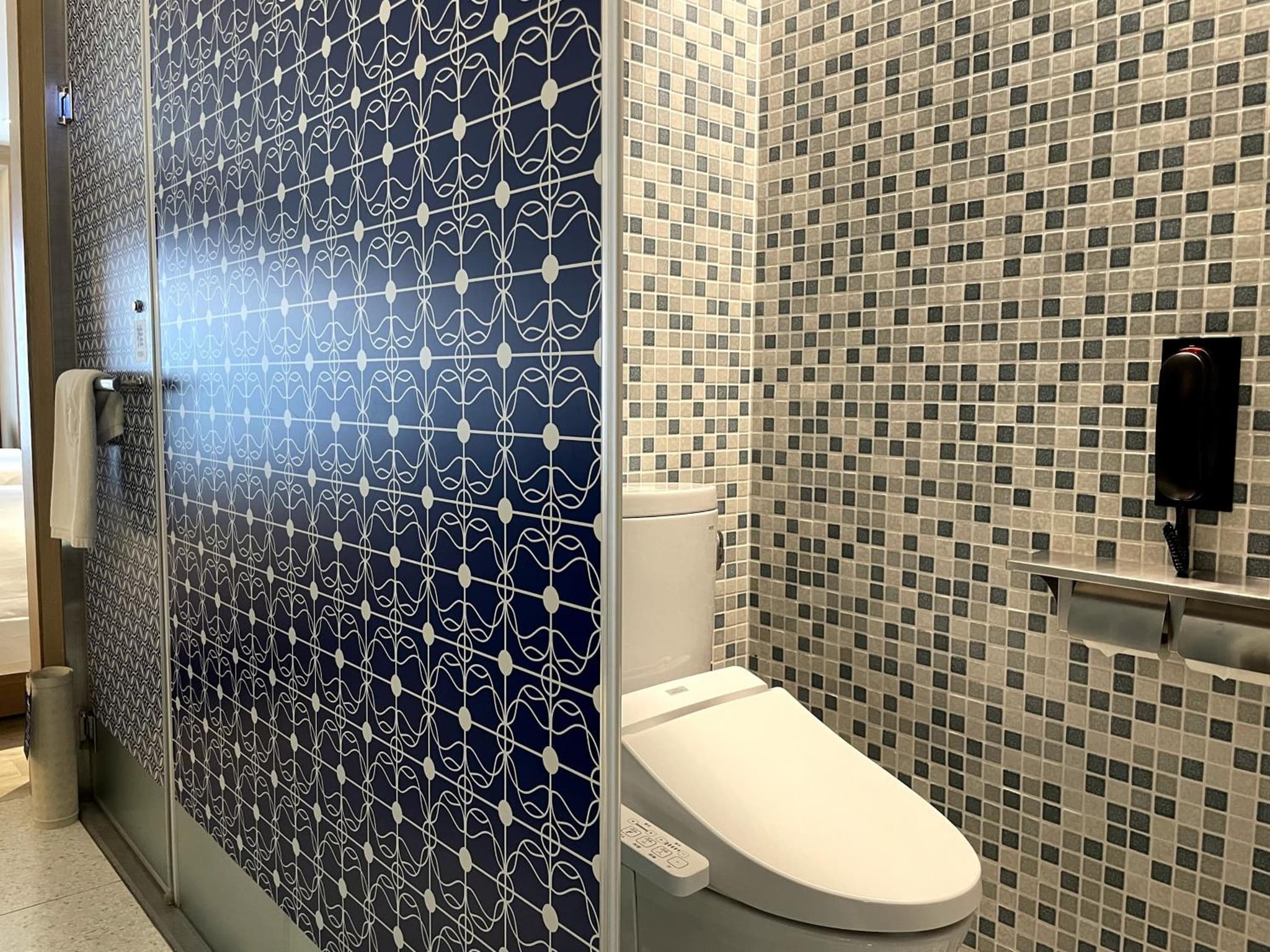 Discovery Hotel photo 3