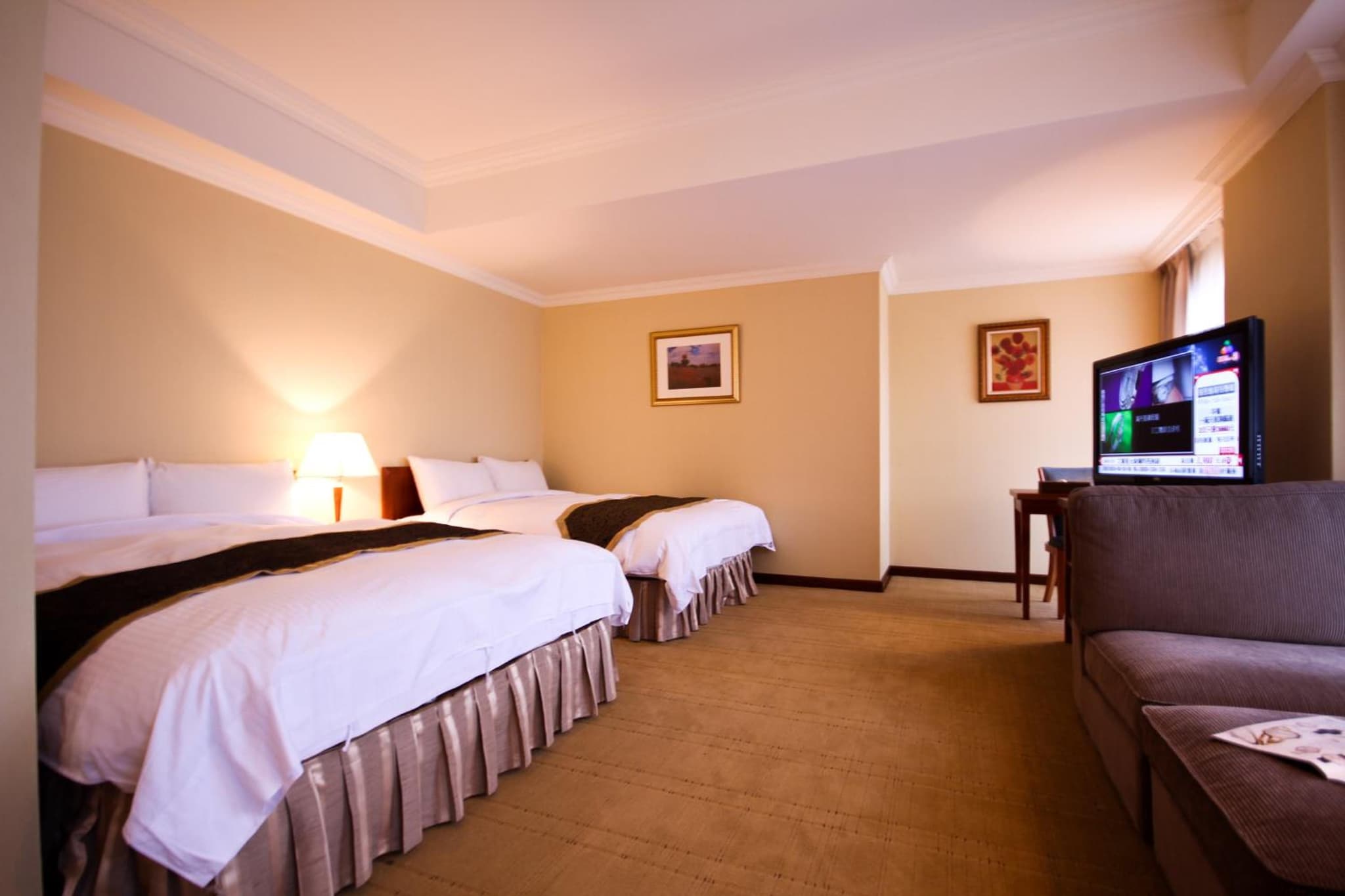 Grand Boss Hotel photo 5