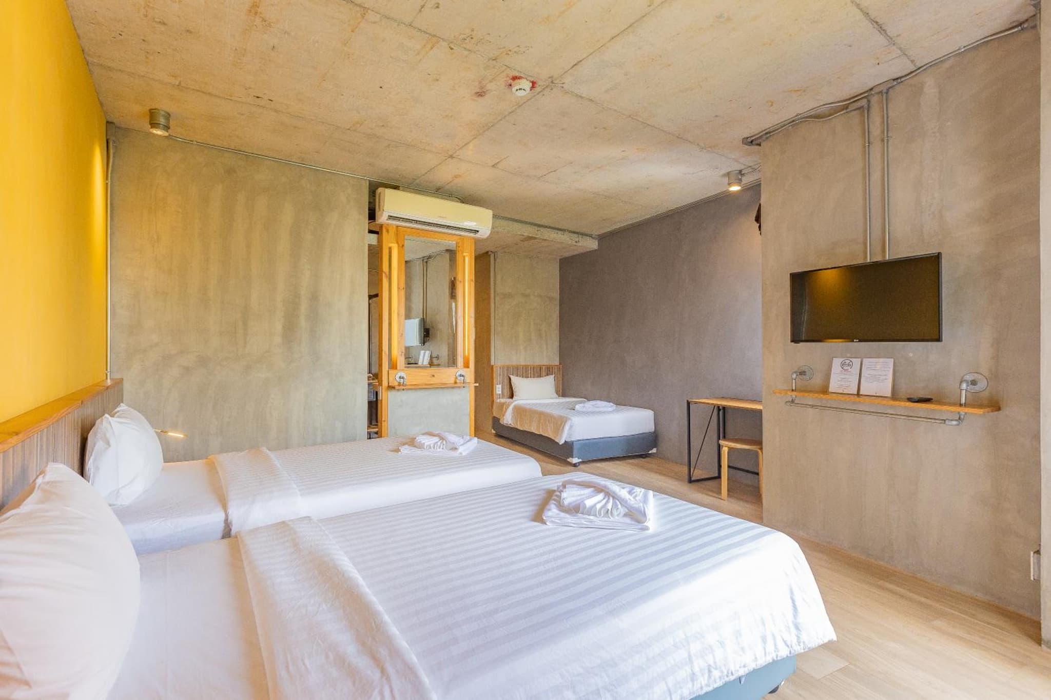 EcoLoft Hotel - SHA Plus photo 2