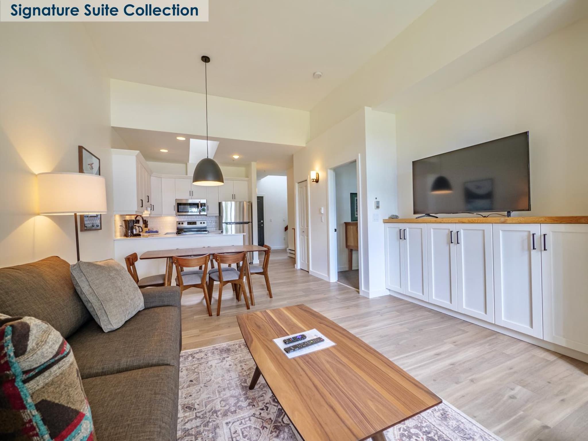 Waters Edge Shoreside Suites photo 4