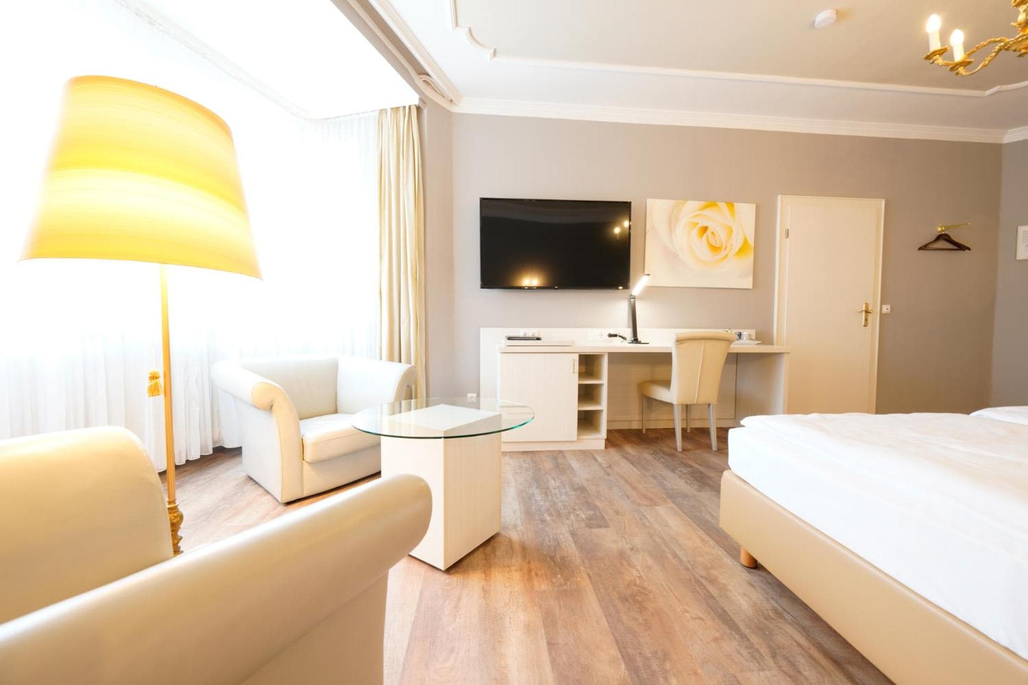 Hotel Bayerischer Hof photo 6