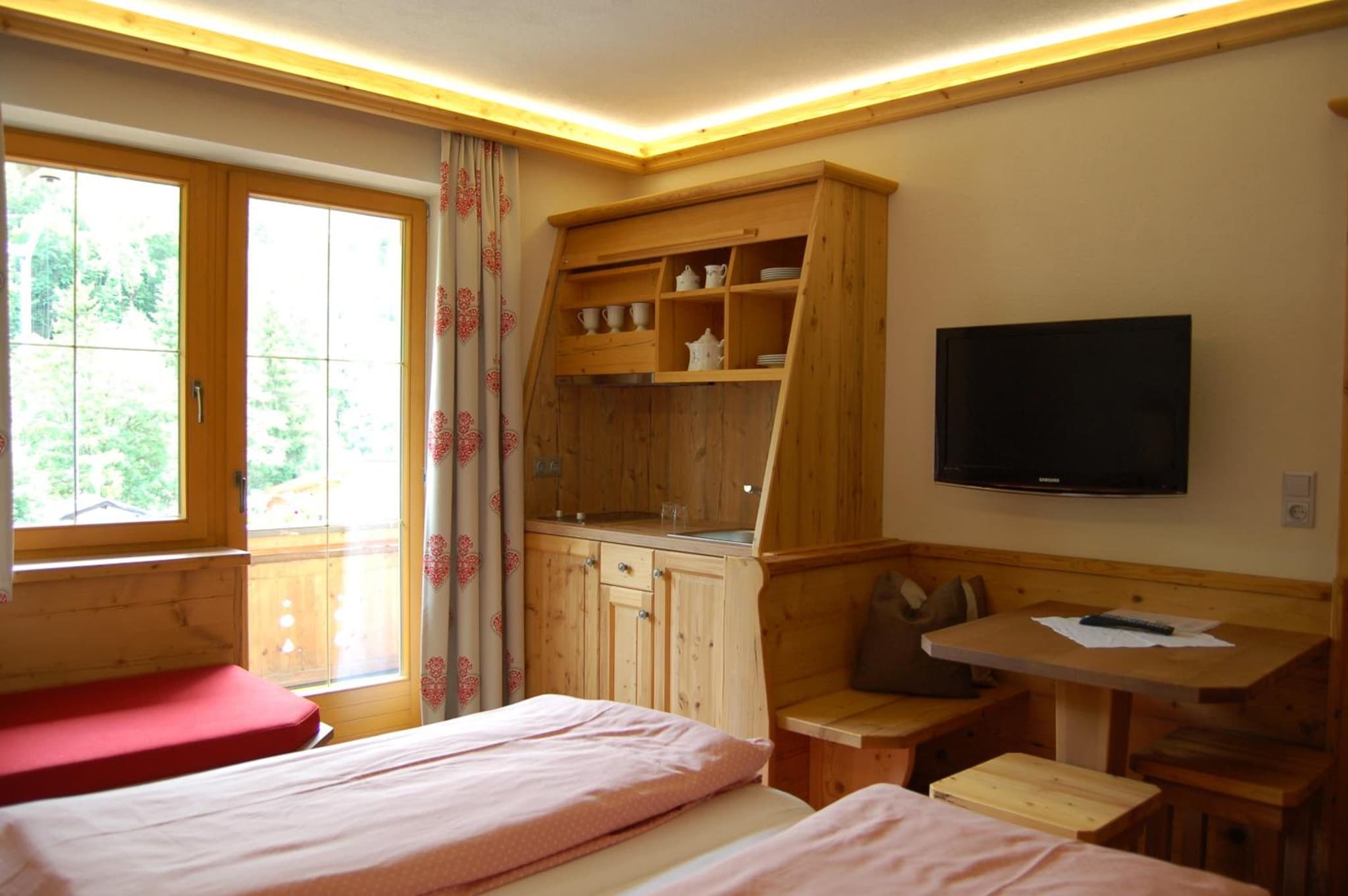 Hotel Schweizerhof photo 3