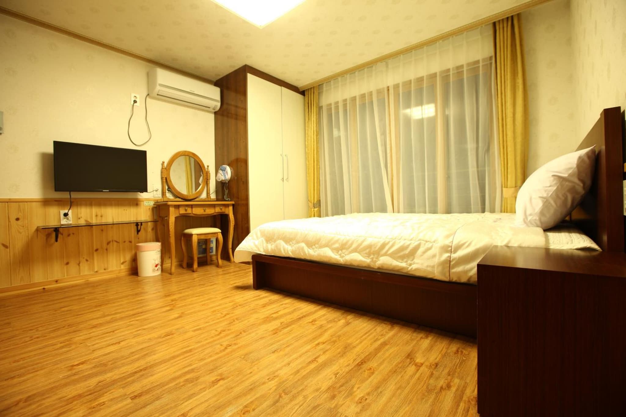 Jungmun Haesung Parktel photo 2