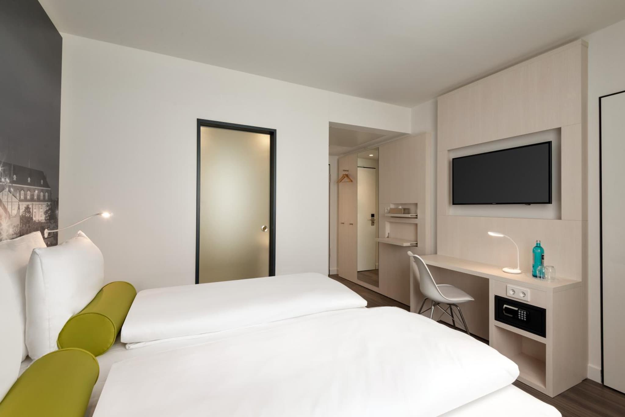 Super 8 by Wyndham Chemnitz photo 4