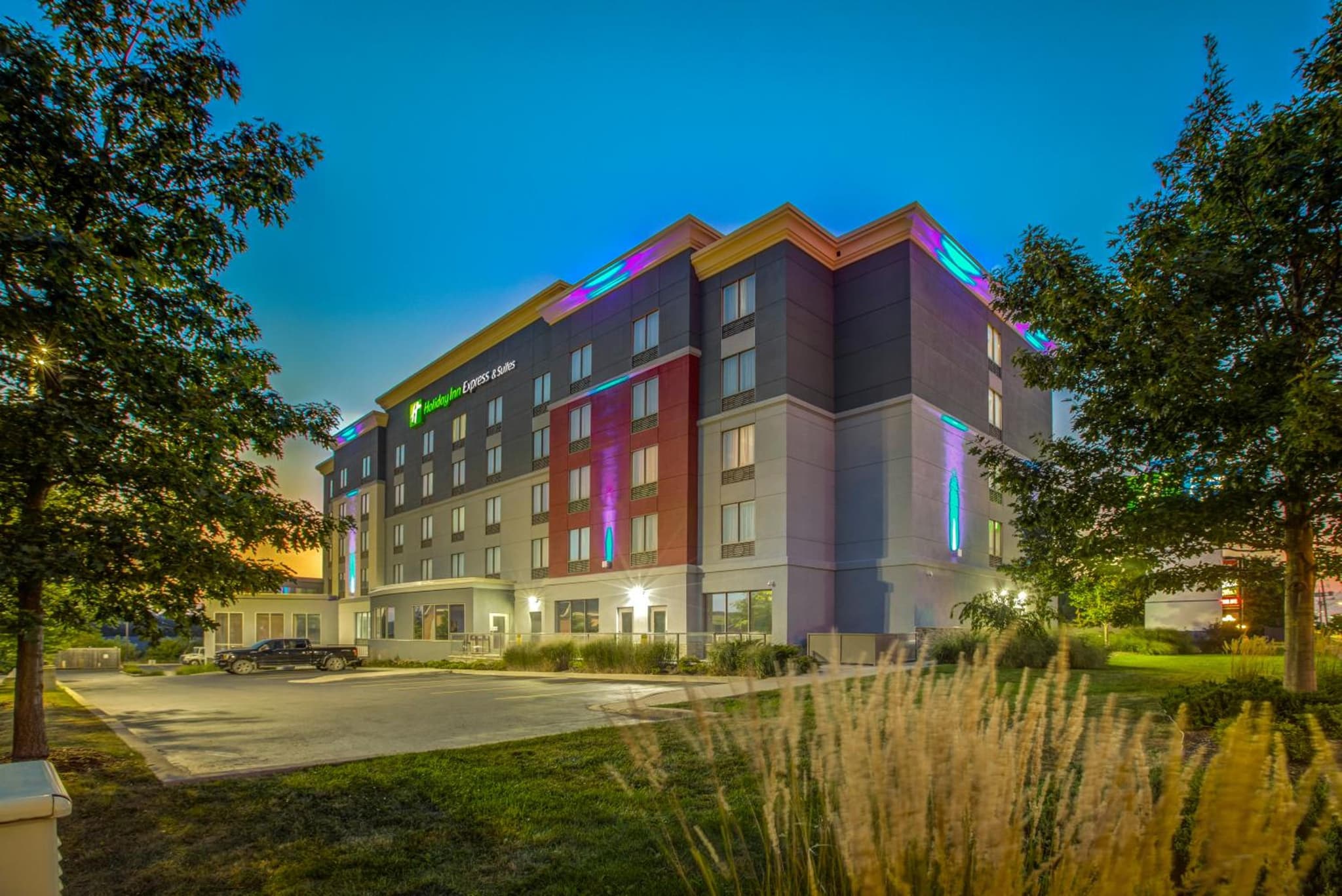 Holiday Inn Express & Suites - Woodstock, ON CANADA