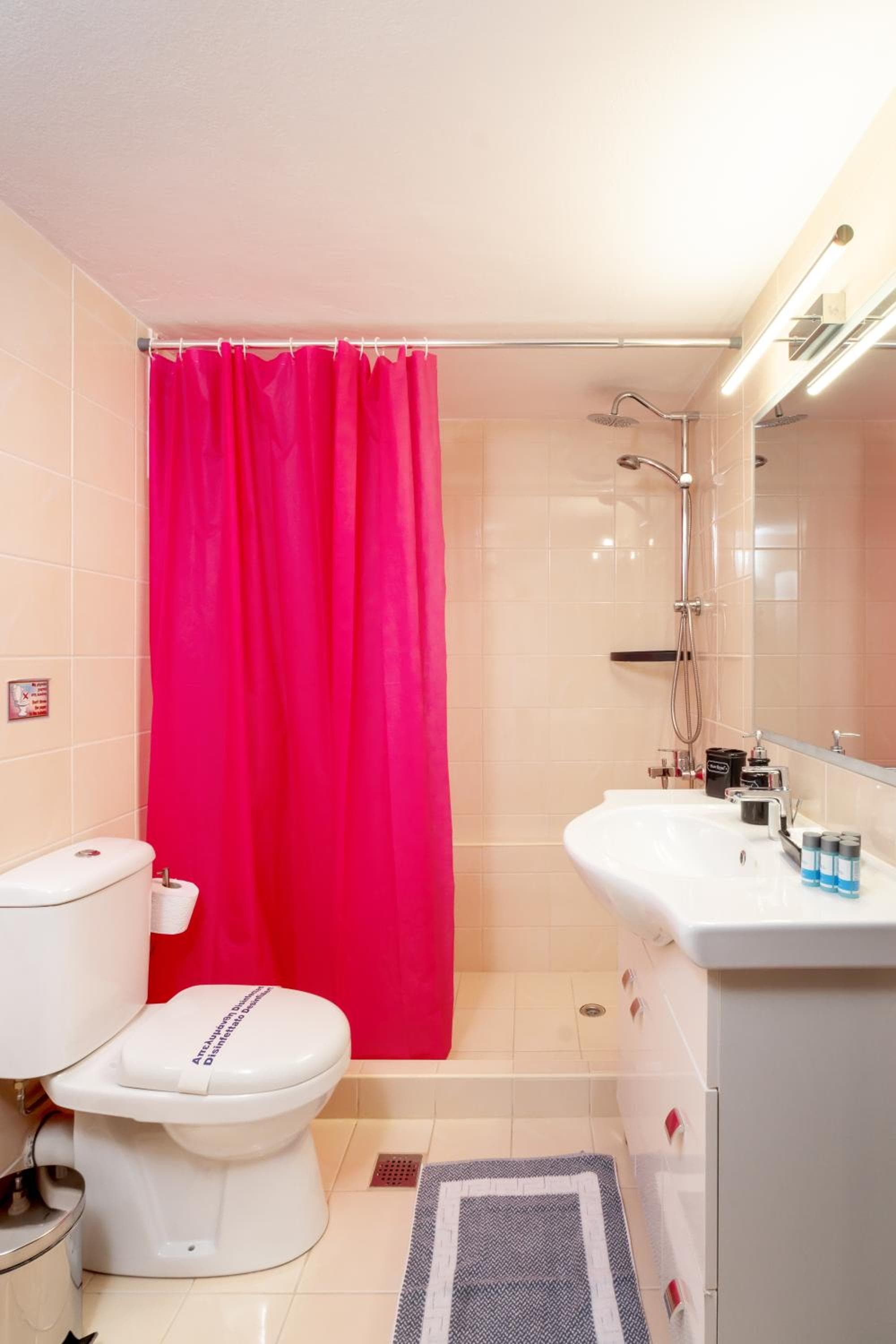 Aloe Apartments photo 2