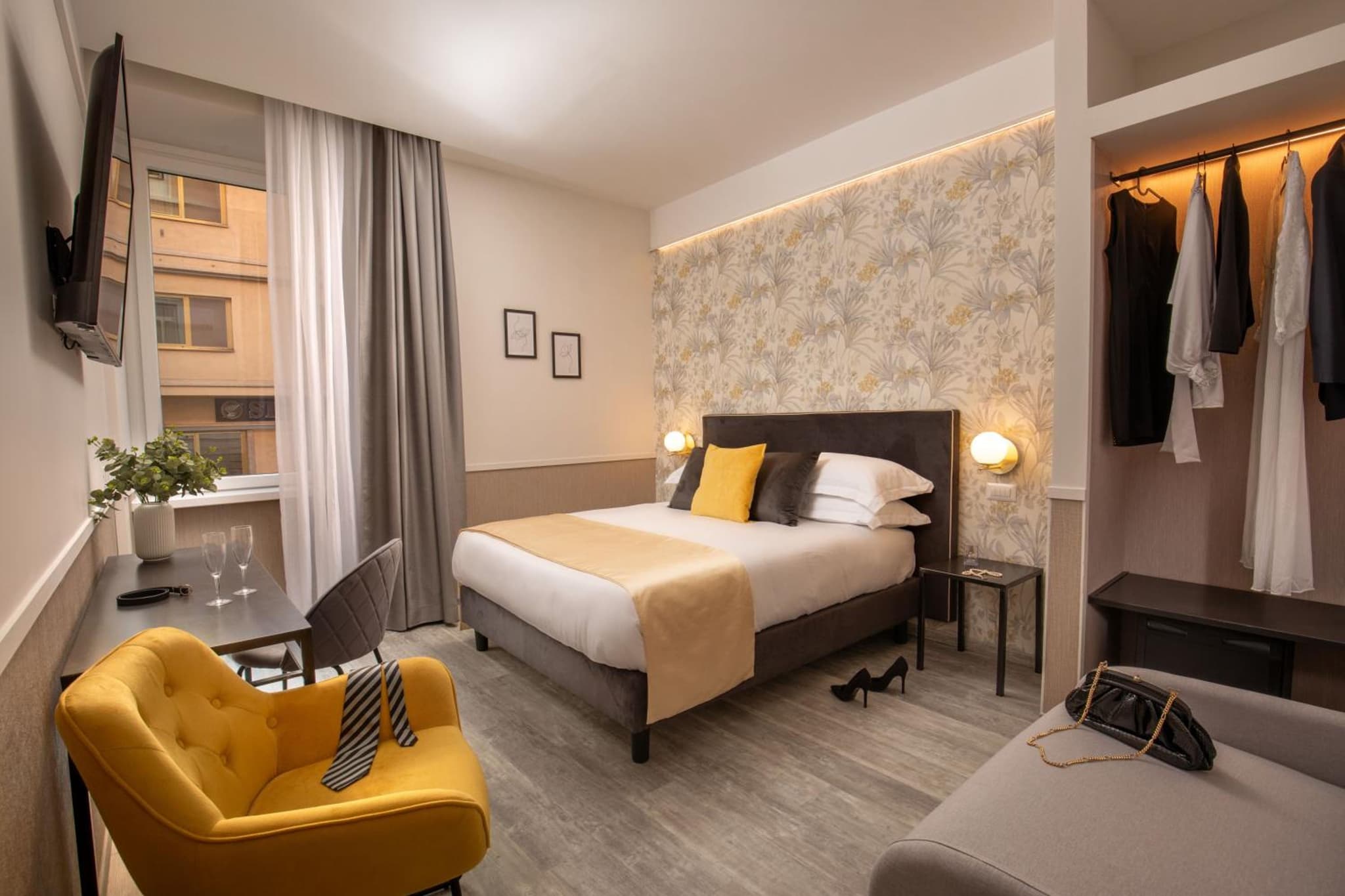 hotel room
