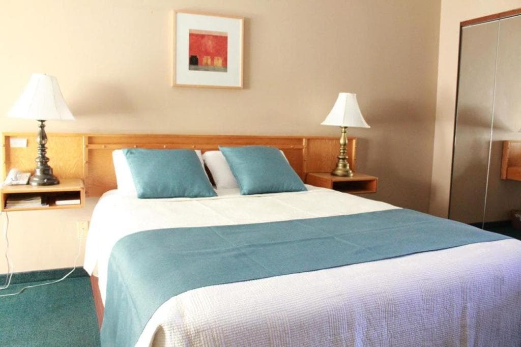 Sunshine Lodge Inn photo 7