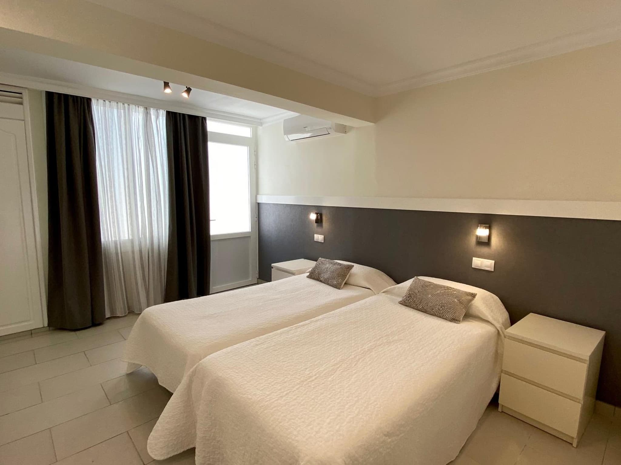 Ocean view apartments Las Flores I photo 8