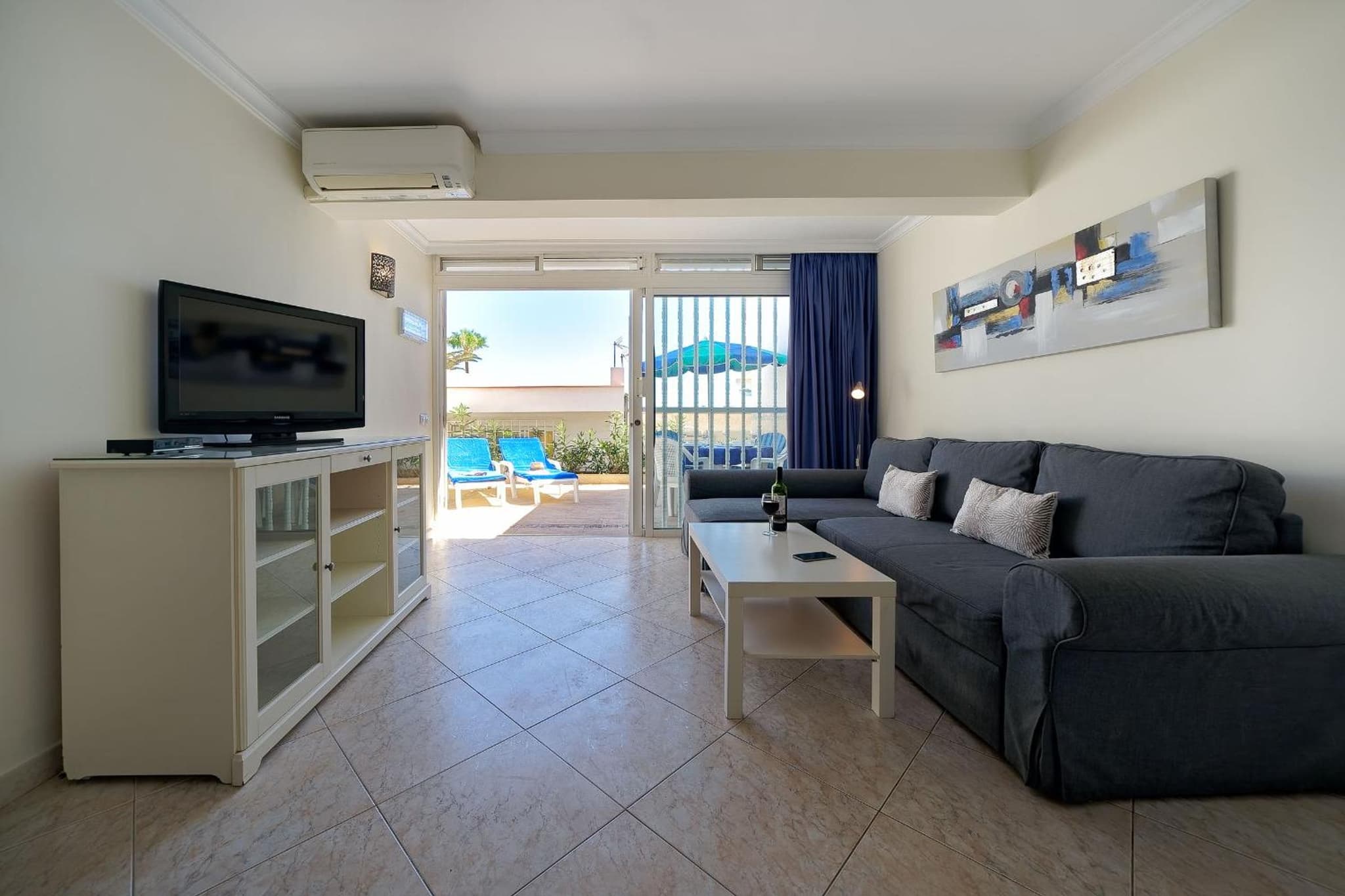 Ocean view apartments Las Flores I photo 9