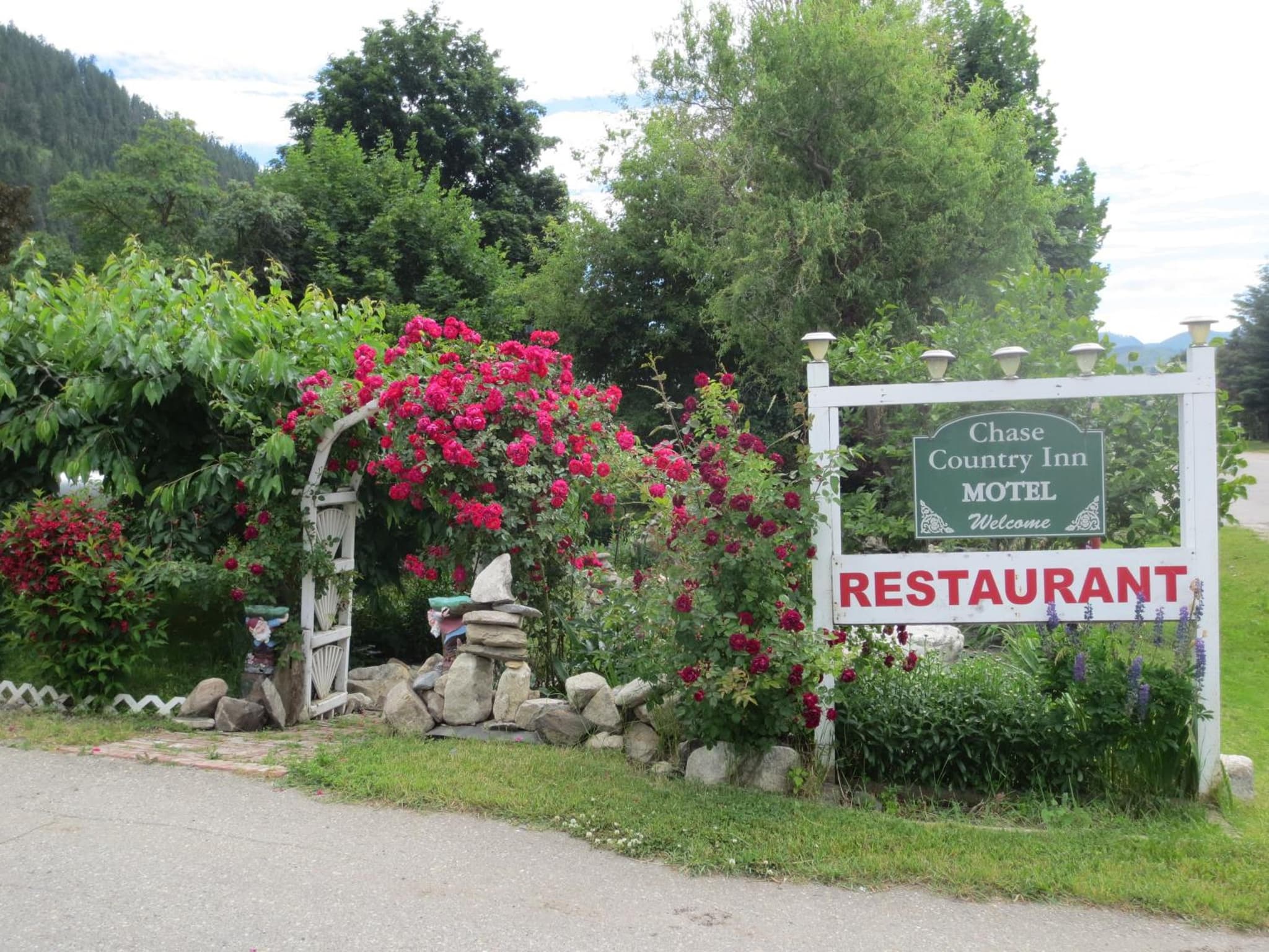 Chase Country Inn photo 5