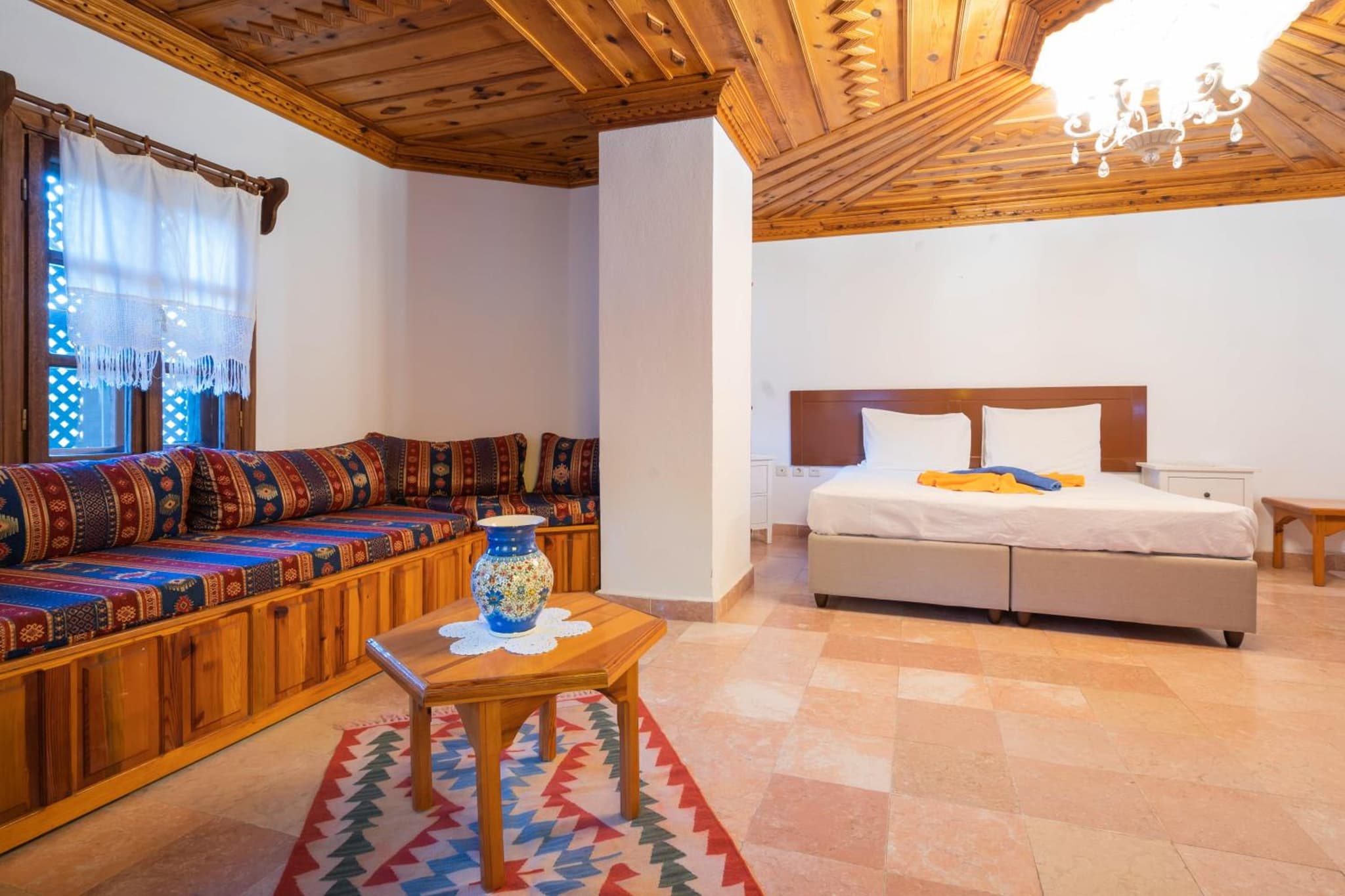 Liya Boutique Hotel & Suites photo 4