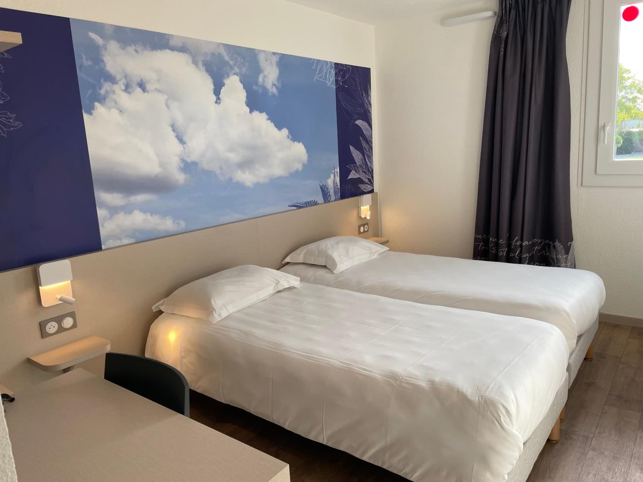 Kyriad Direct - Bourg les Valence photo 2