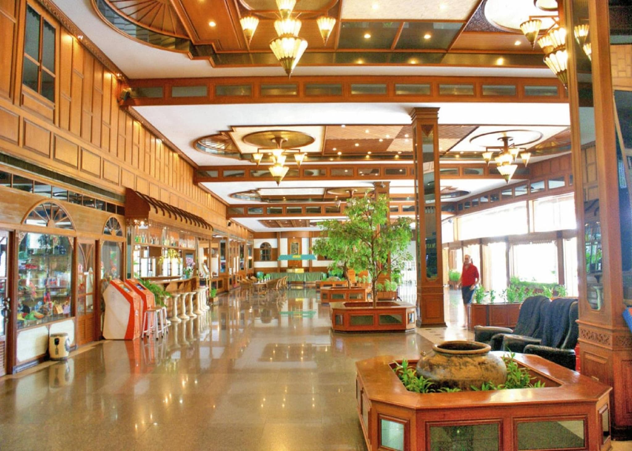 Royal Twins Palace Hotel photo 3