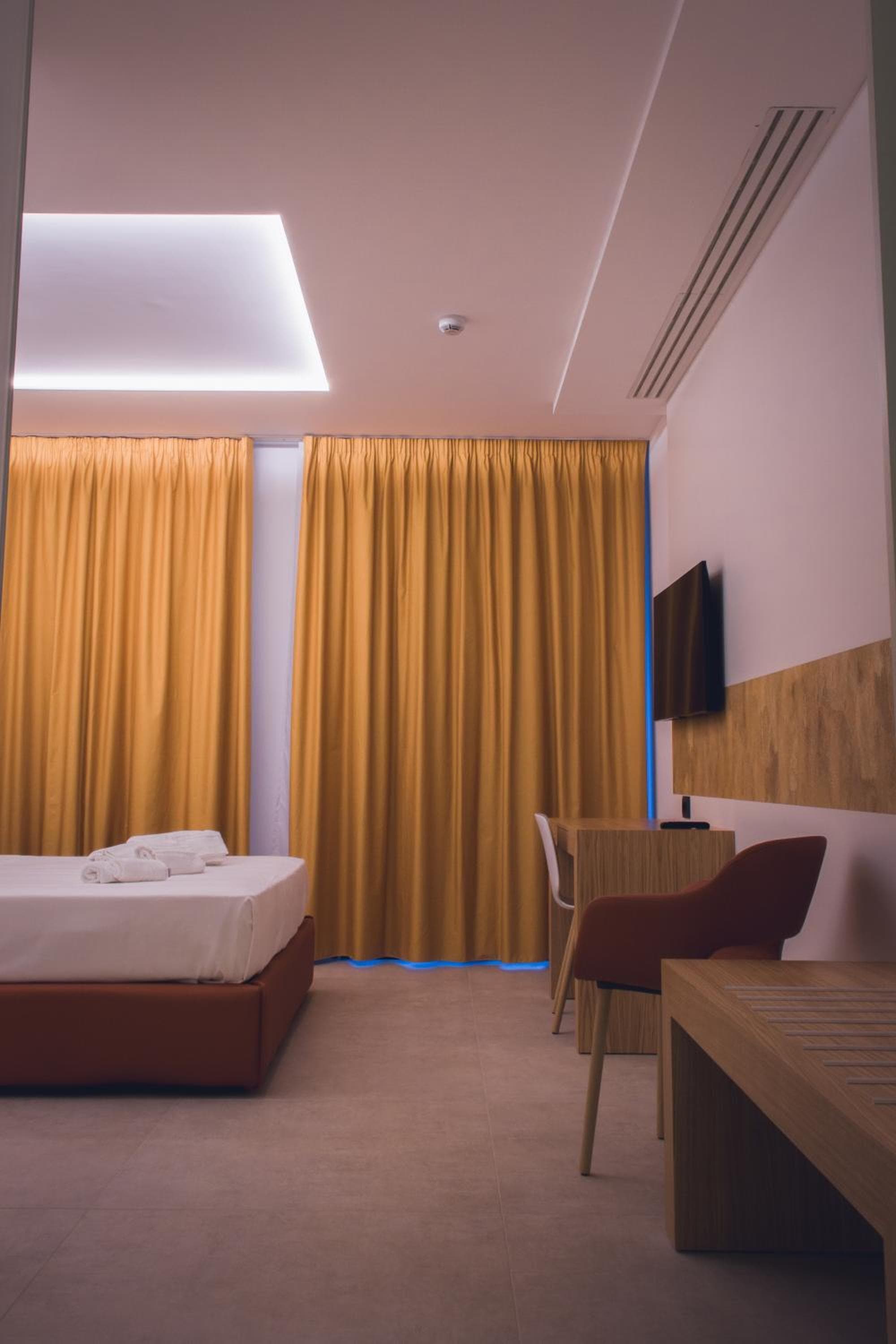 Sunset Hotel photo 5