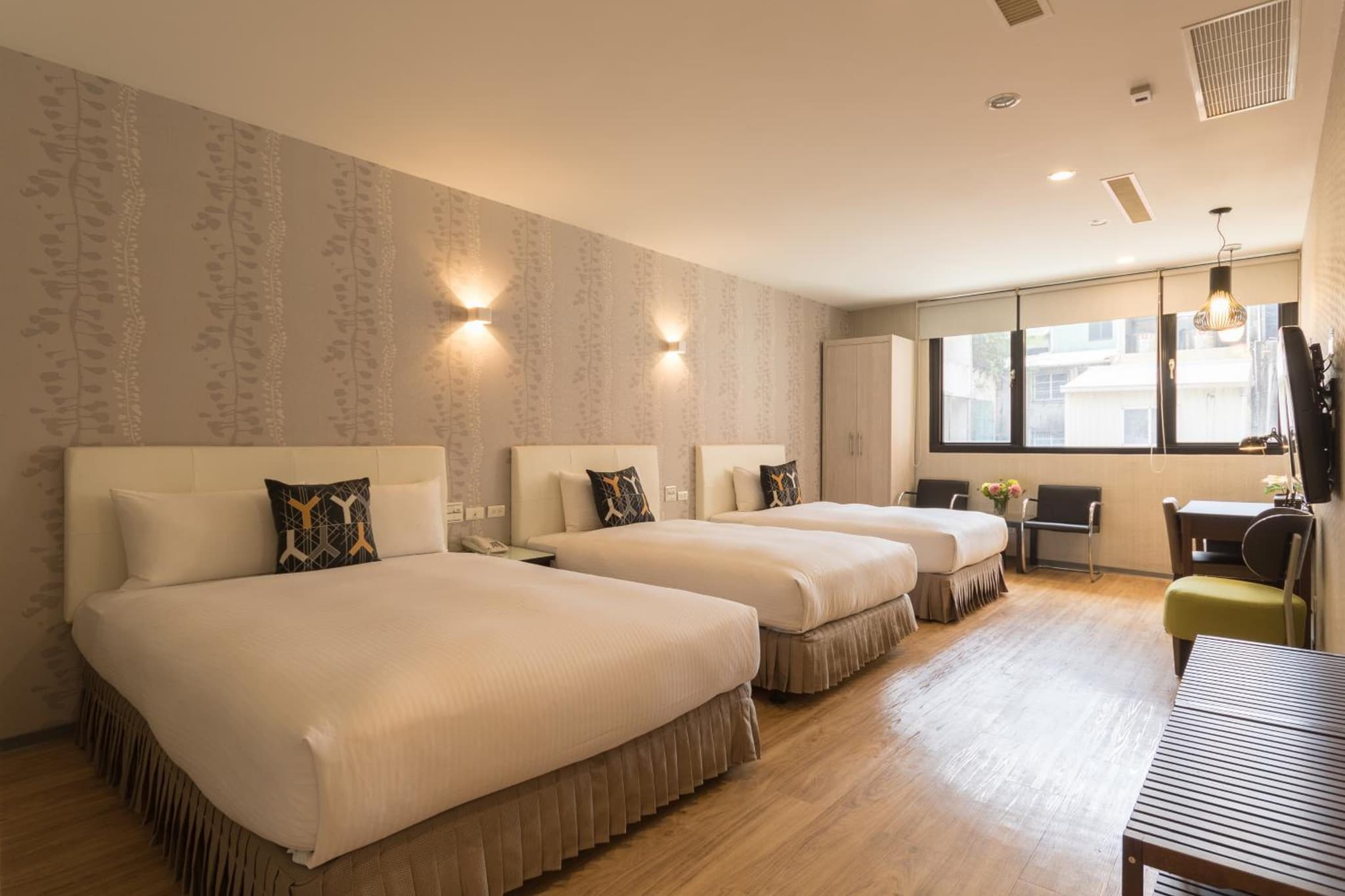 Just Enjoy Business Hotel photo 8