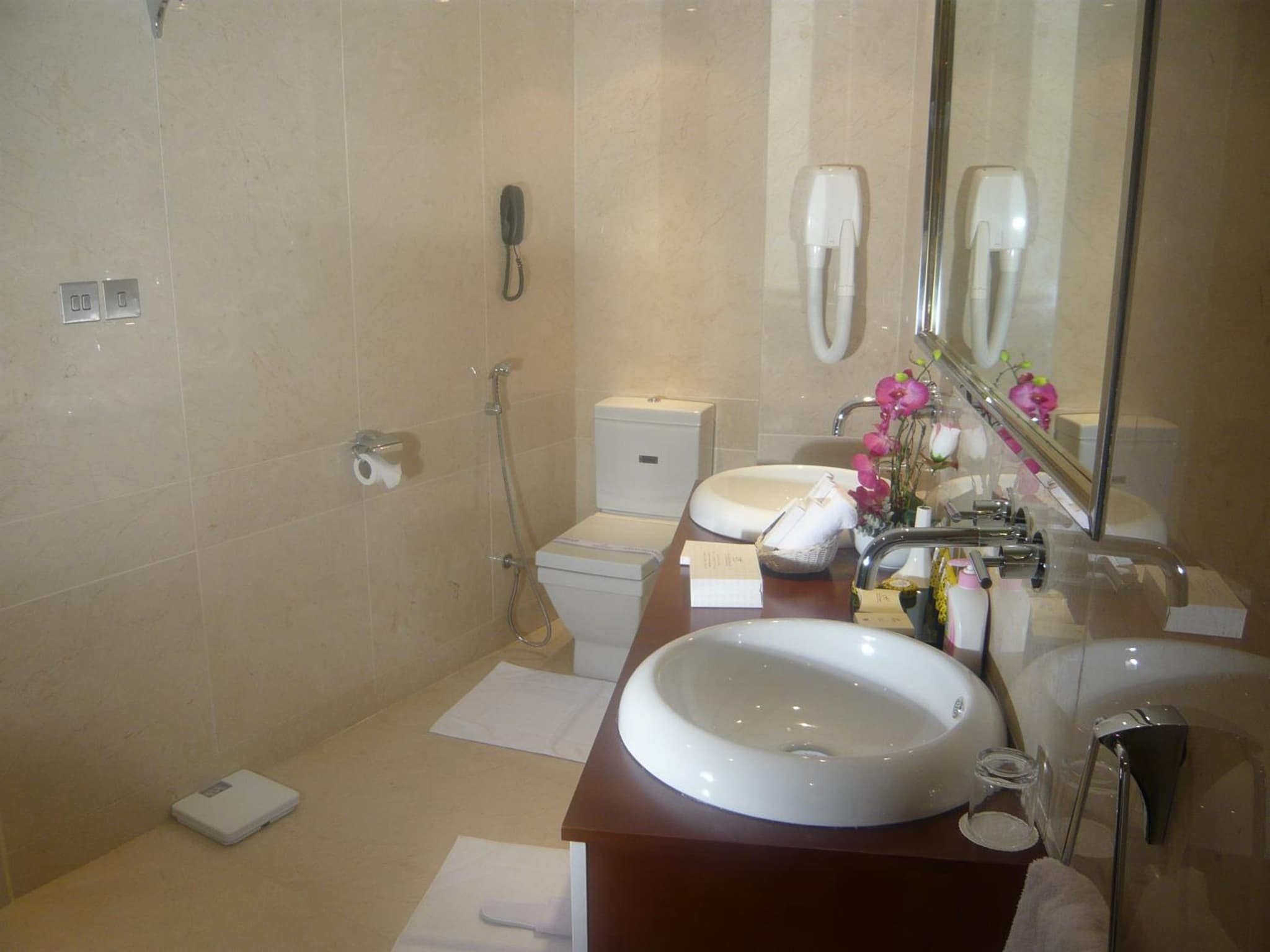 The Venue Al Harithia Hotel photo 8