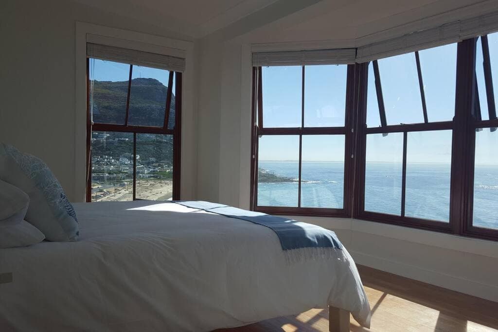 18 Steps - Seaside Cottage with breathtaking views photo 6
