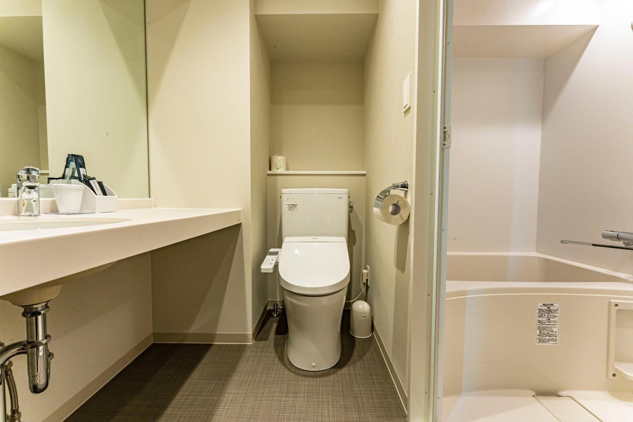 CVS Bay Hotel photo 2