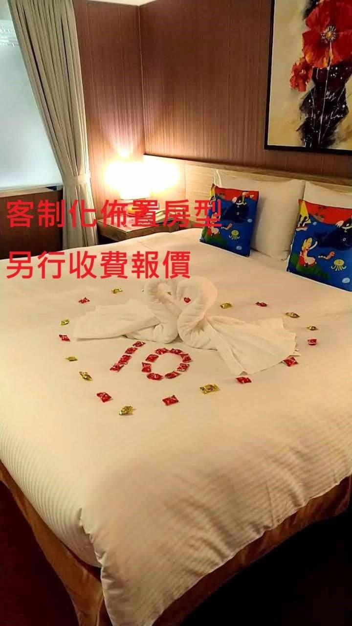 V-one Vogue Hotel photo 3