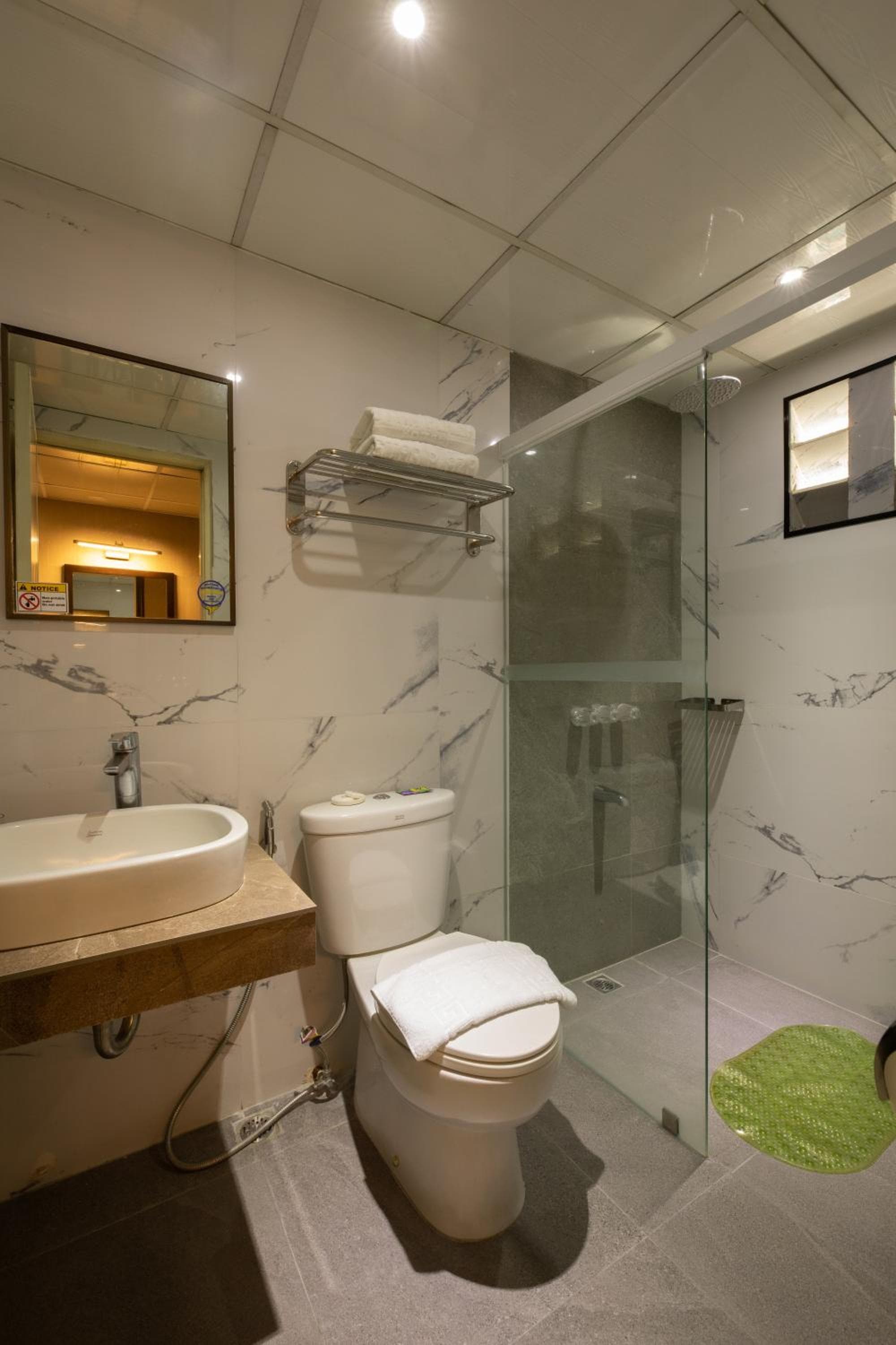 Star Plaza Hotel photo 2