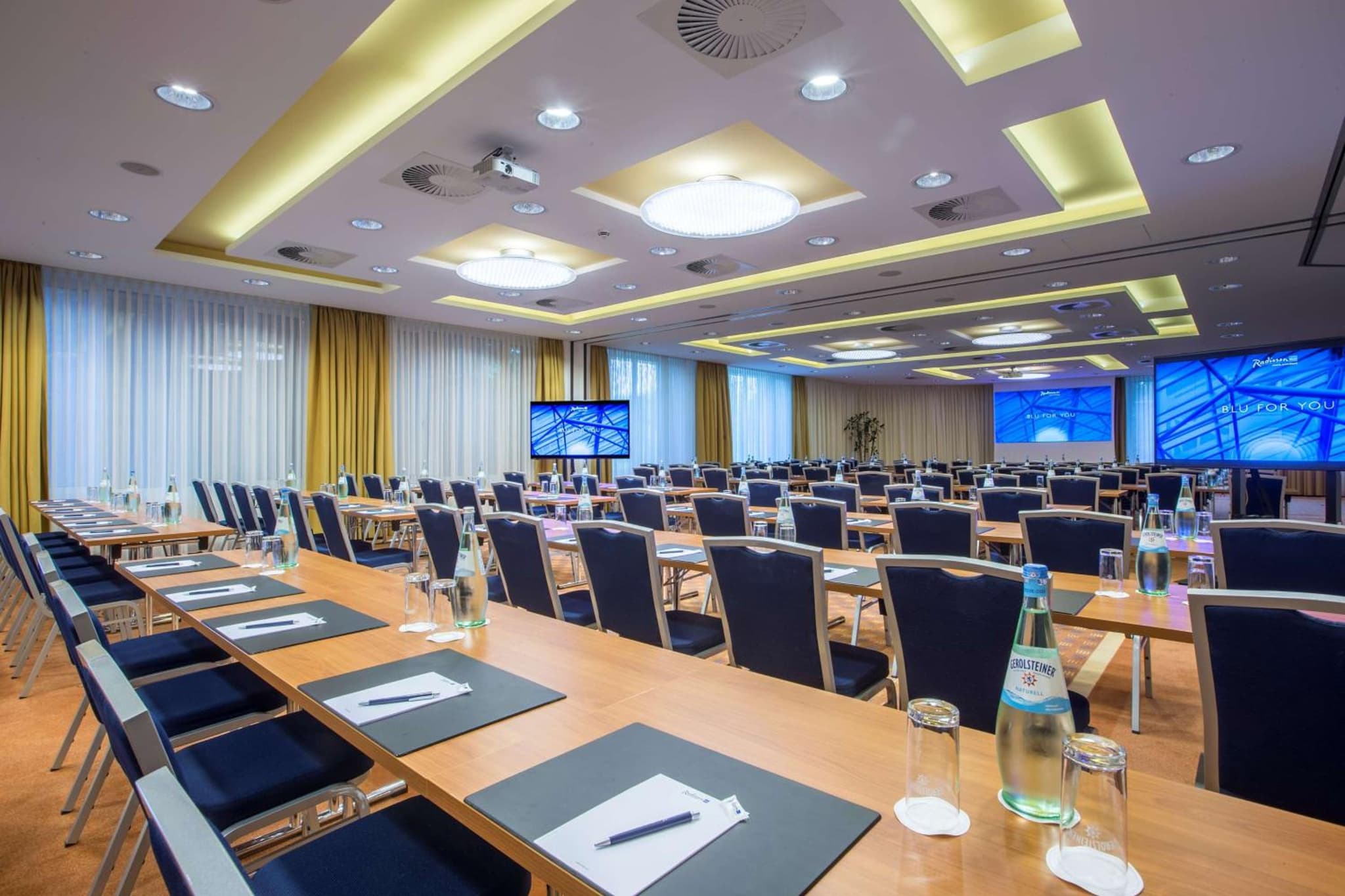 Radisson Blu Hotel Karlsruhe photo 5