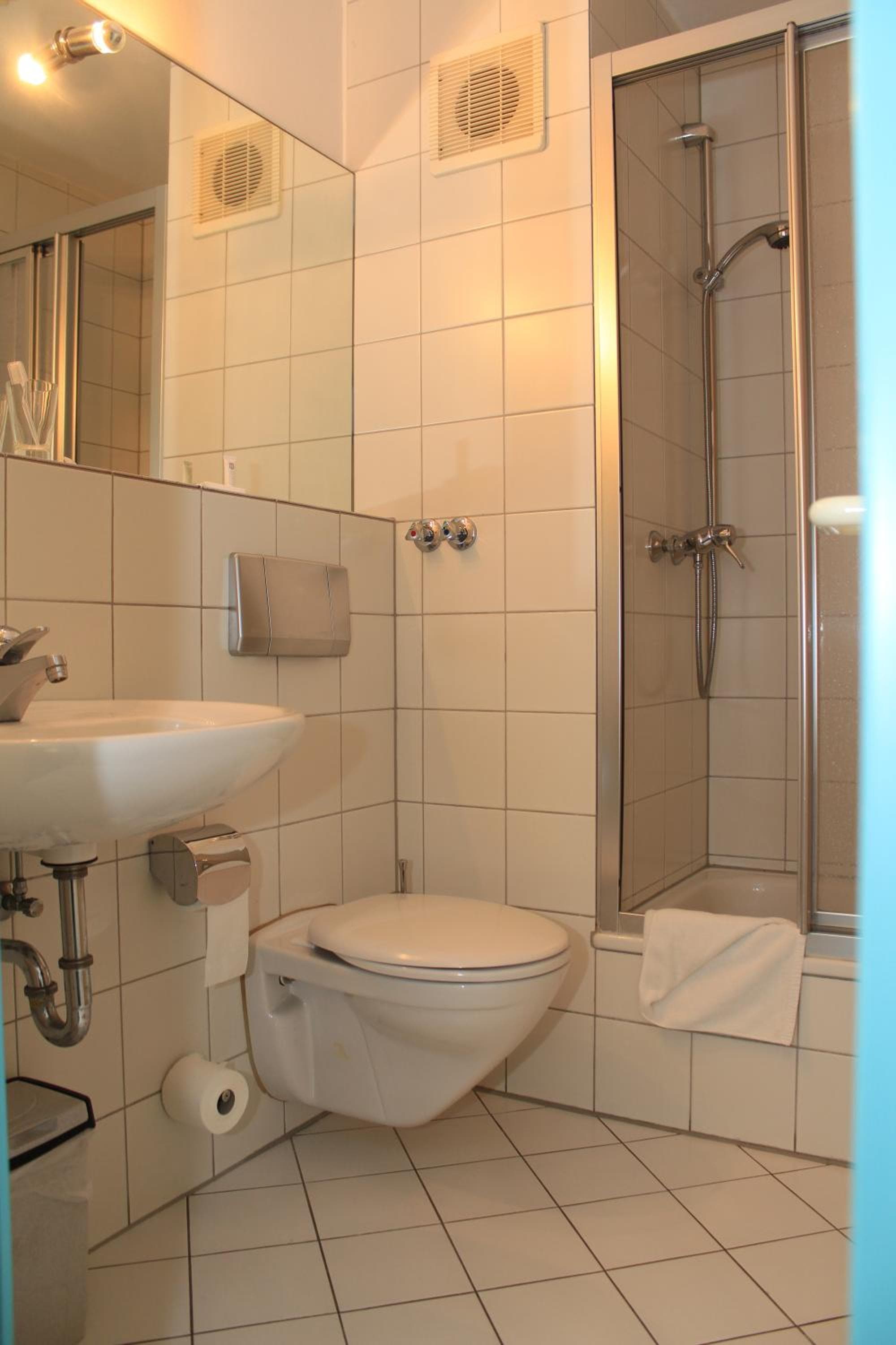 Hotel Rüttenscheider Stern photo 8