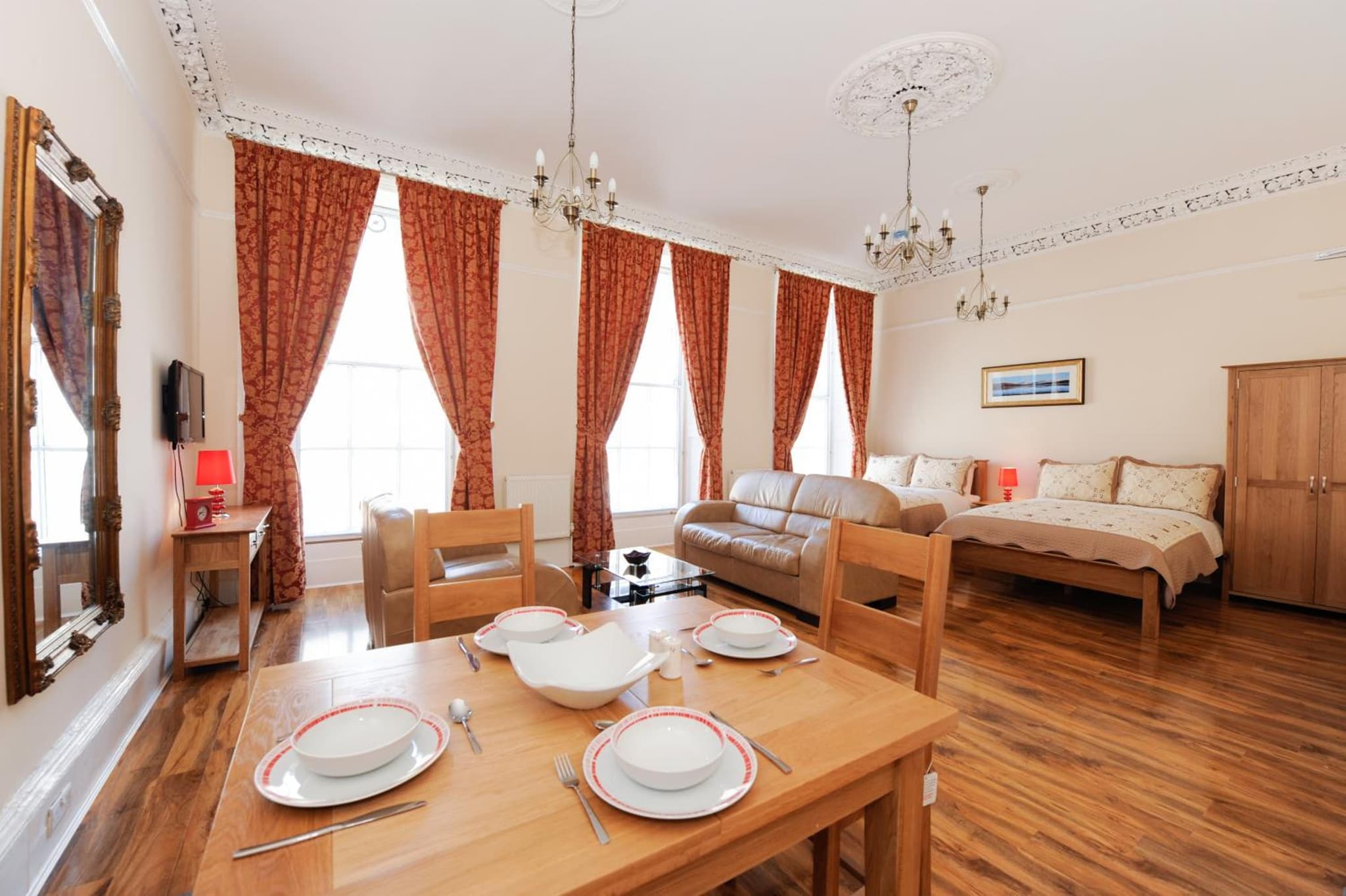 Edinburgh City Suites photo 5