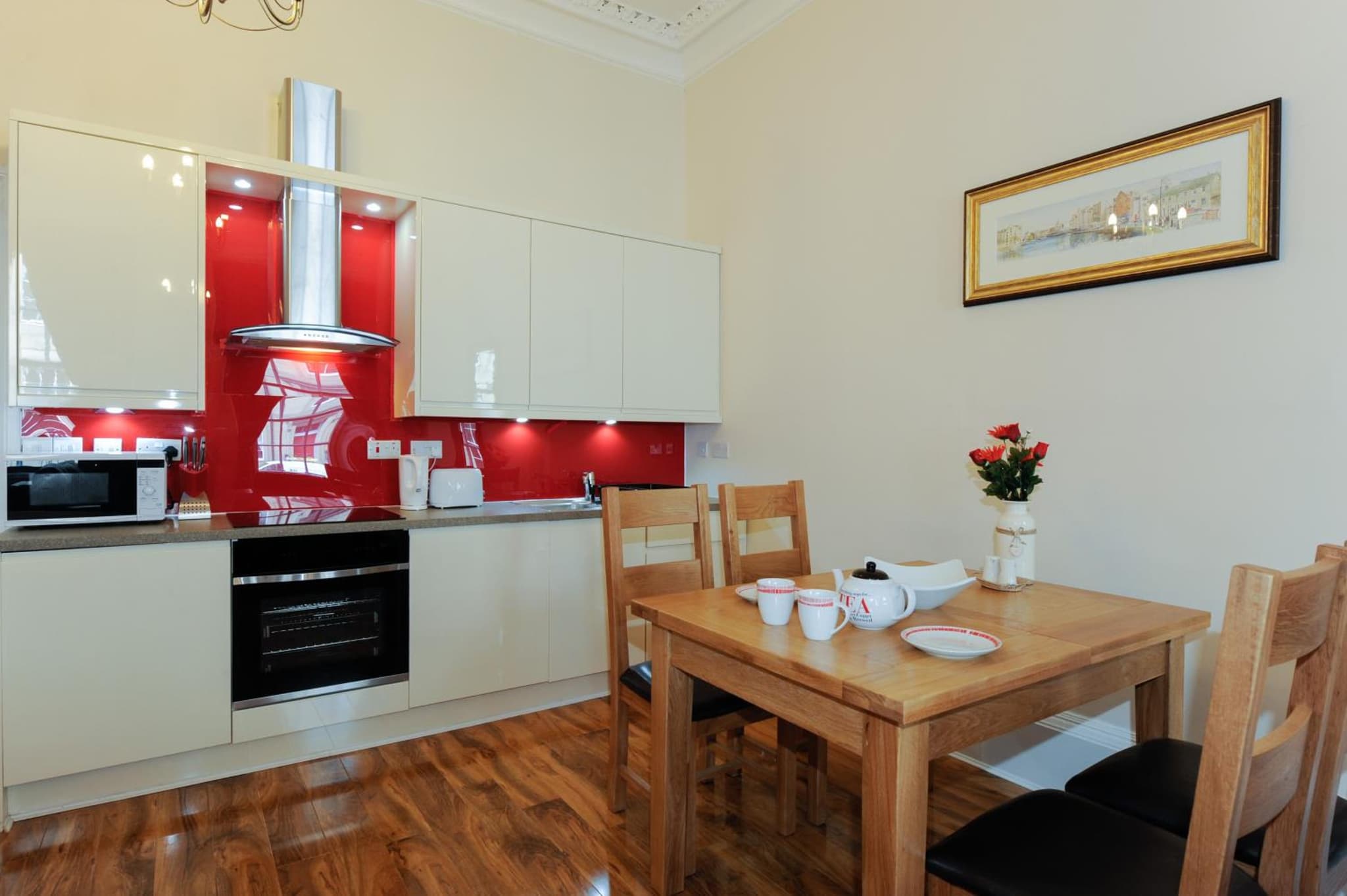 Edinburgh City Suites photo 6