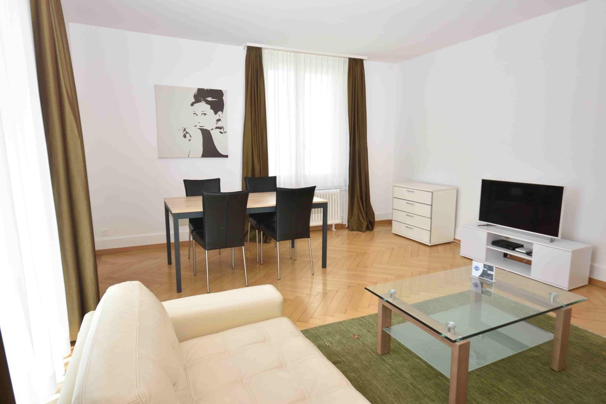 2BR flat near lake and central - Stardust 22 photo 6
