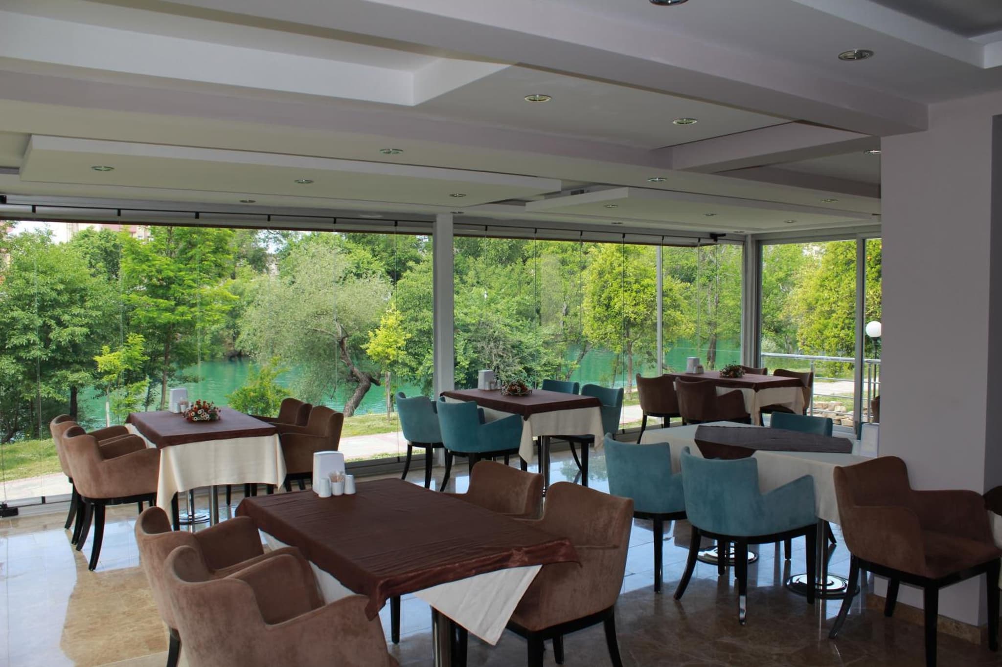 River Hotel photo 6