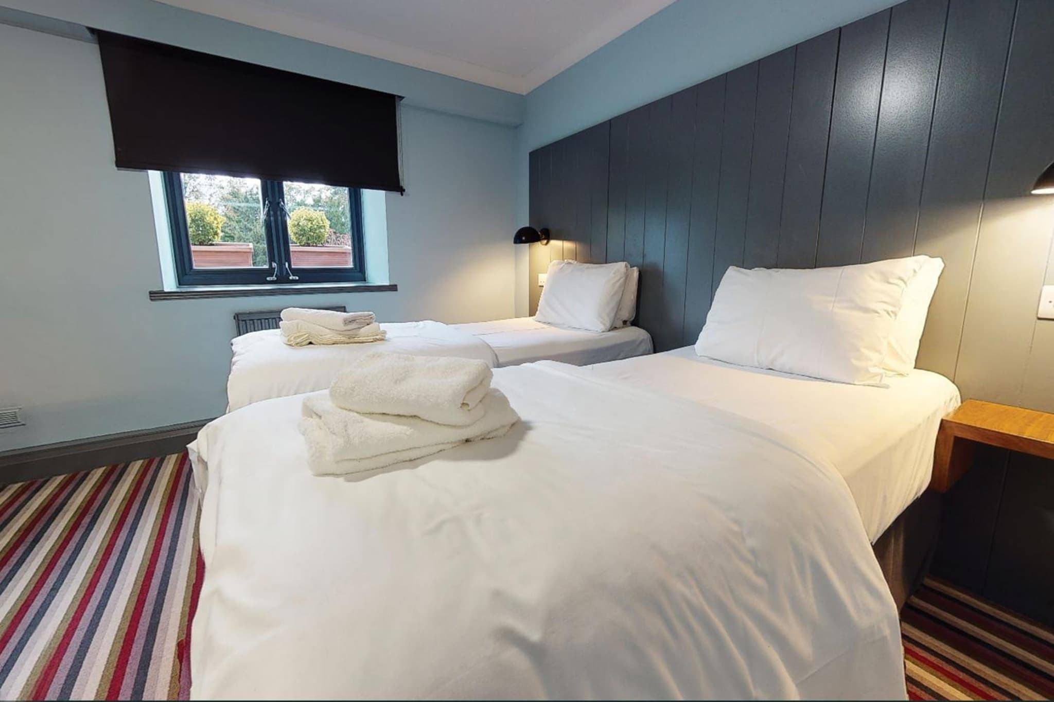 Village Hotel Manchester Cheadle photo 9