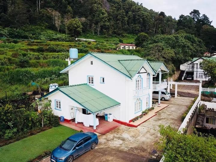 Vibe way (Hostel & Market farm)