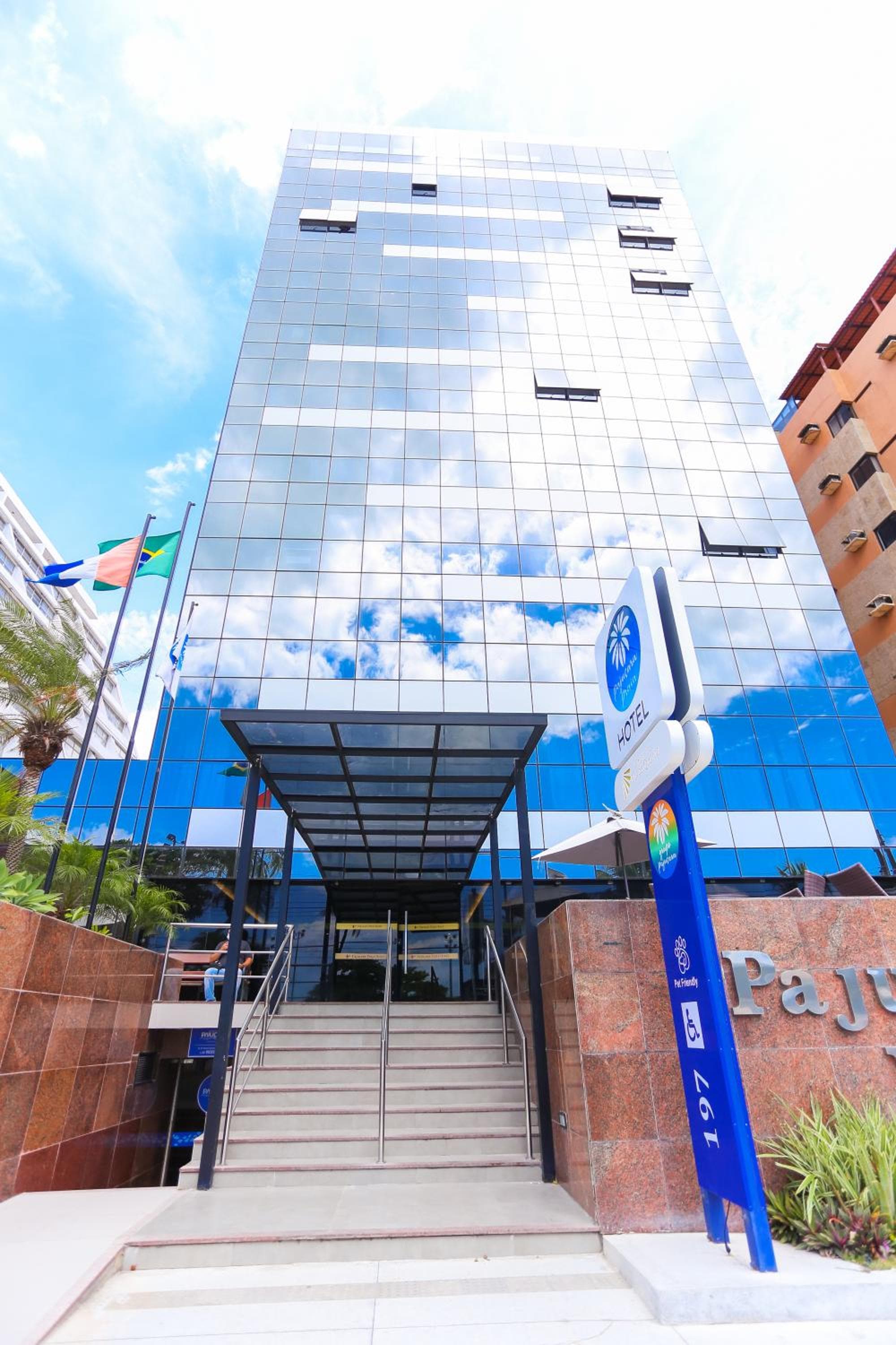 Pajuçara Praia Hotel
