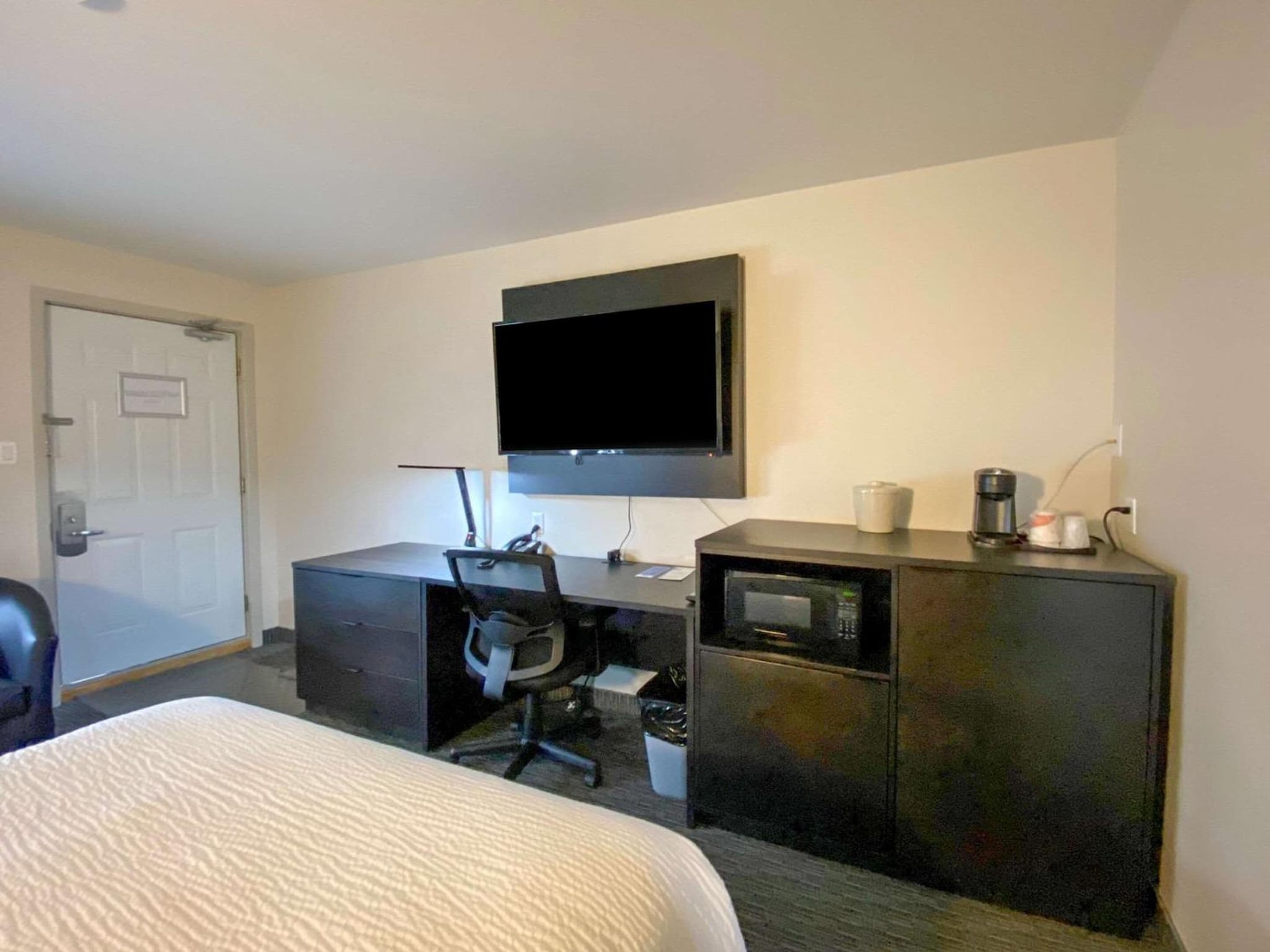 Rodeway Inn photo 8