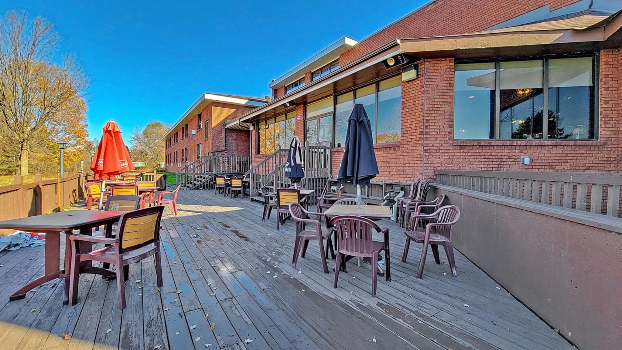 Ramada by Wyndham Arnprior photo 8