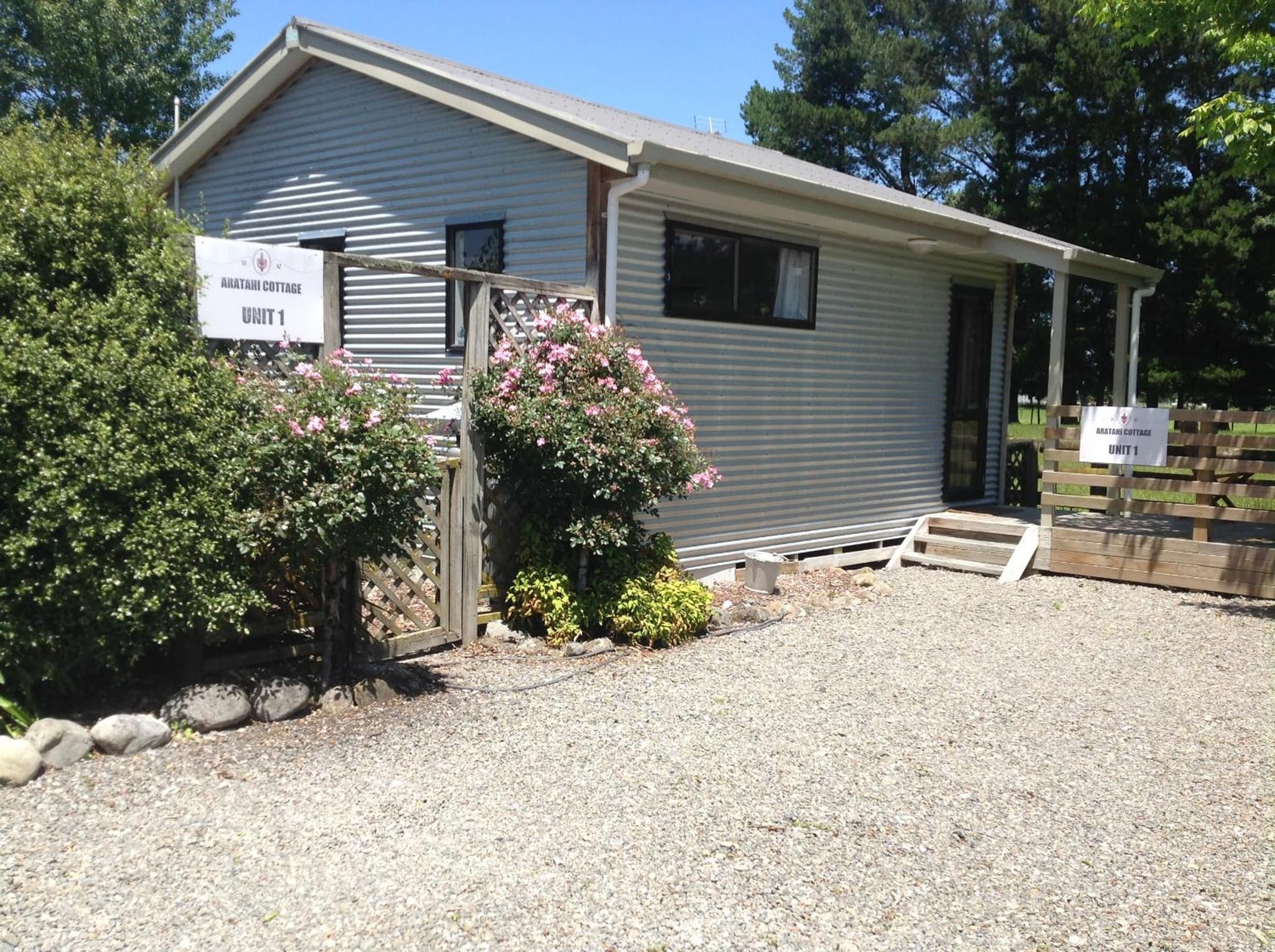 Aratahi Cottages