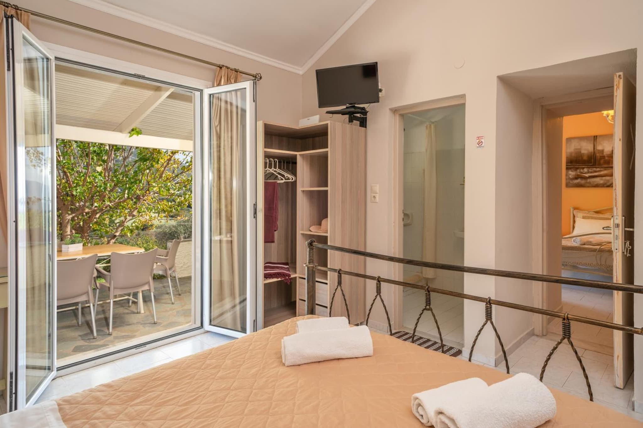 Minas Apartments photo 3