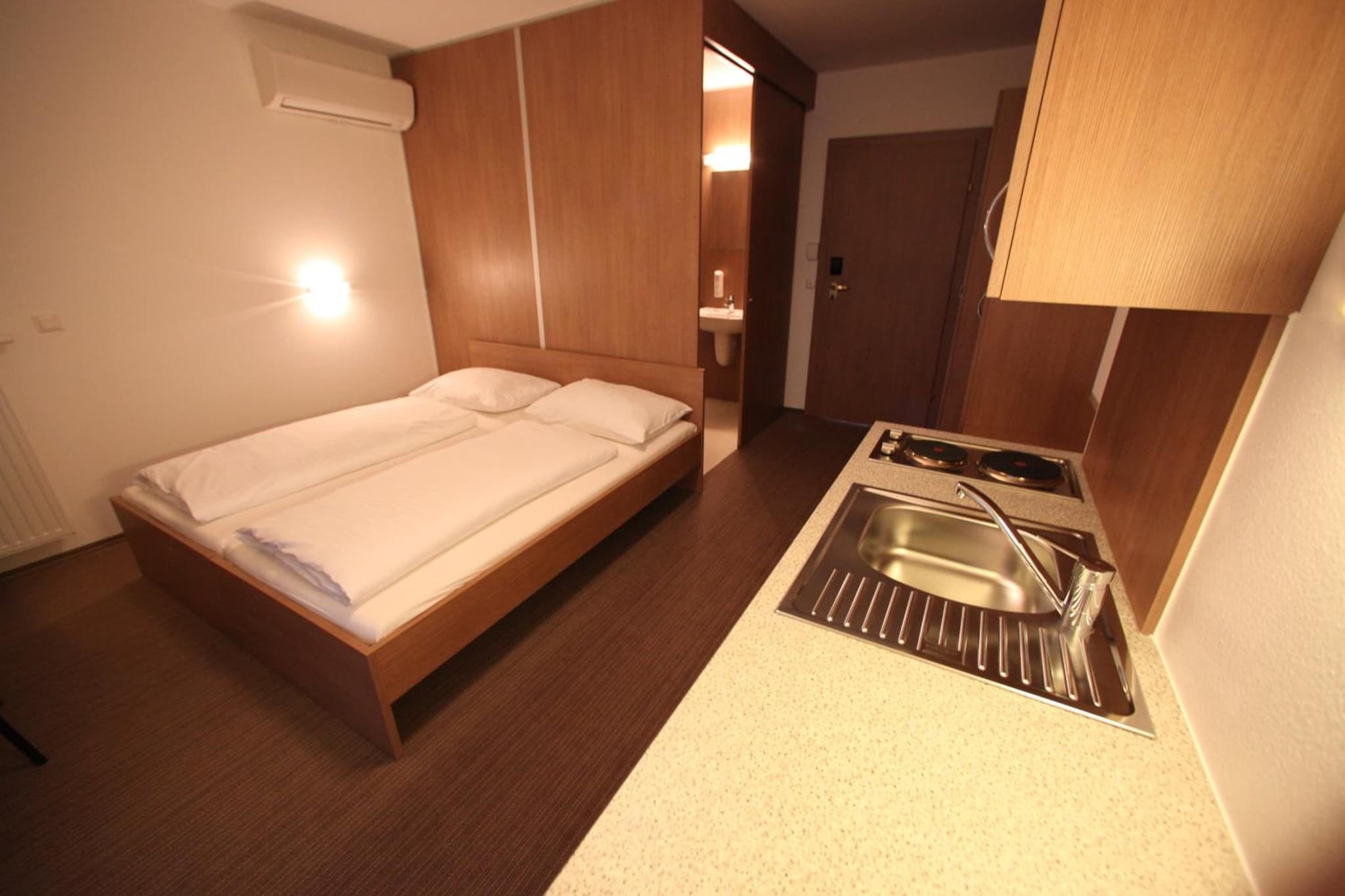 Fair-Price-Hotel photo 5