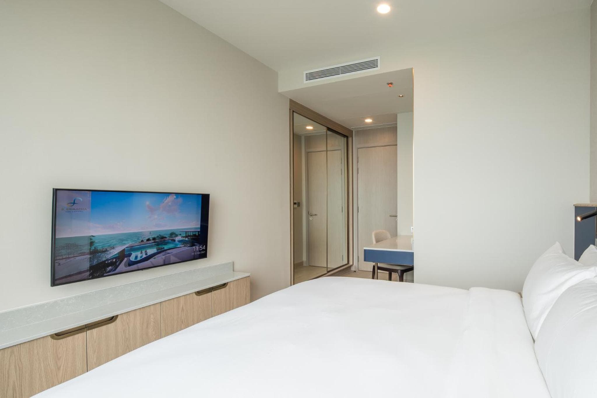 S Sriracha Hotel & Residence photo 5