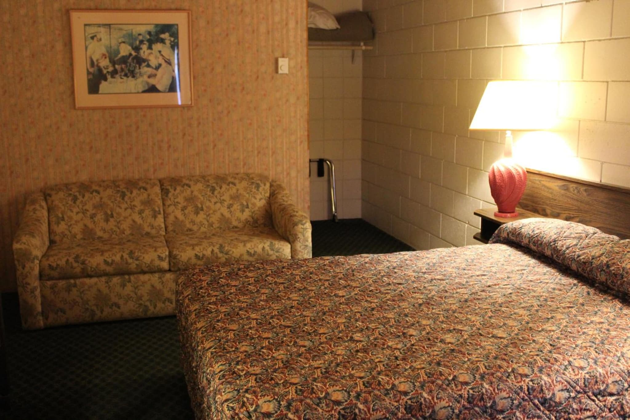 Best Continental Motel photo 2