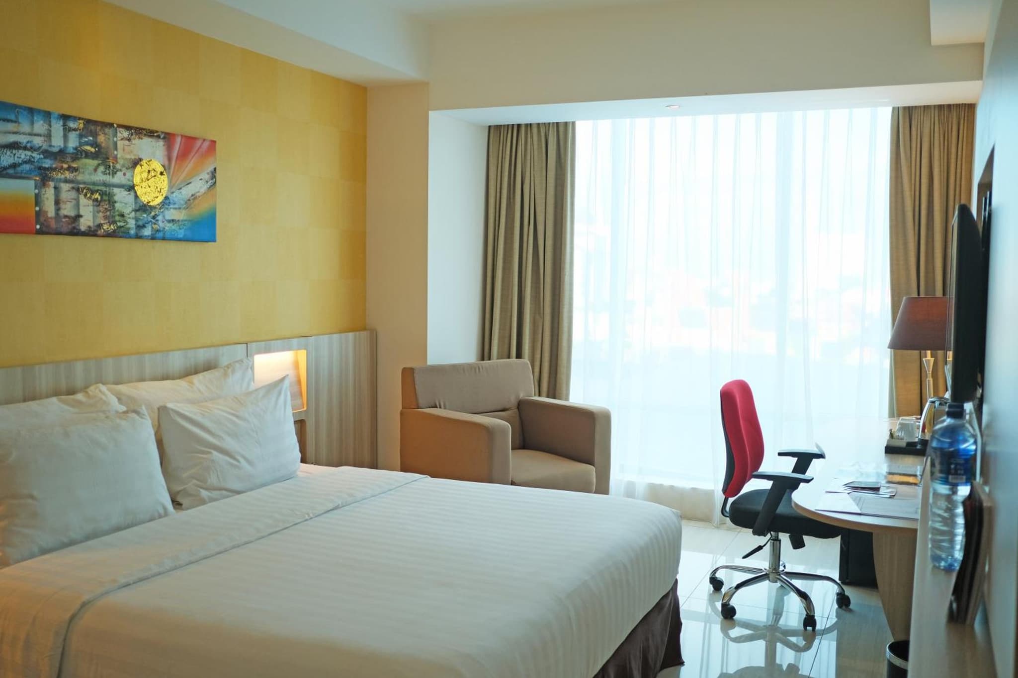 Swiss-Belhotel Waterfront Makassar photo 6