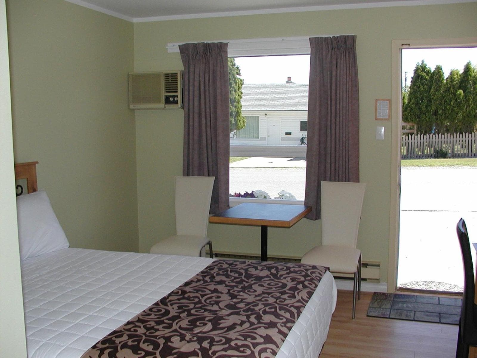 Almo Court Motel photo 2