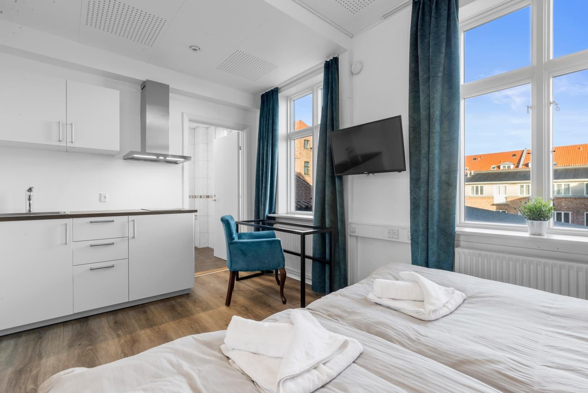 hotel room