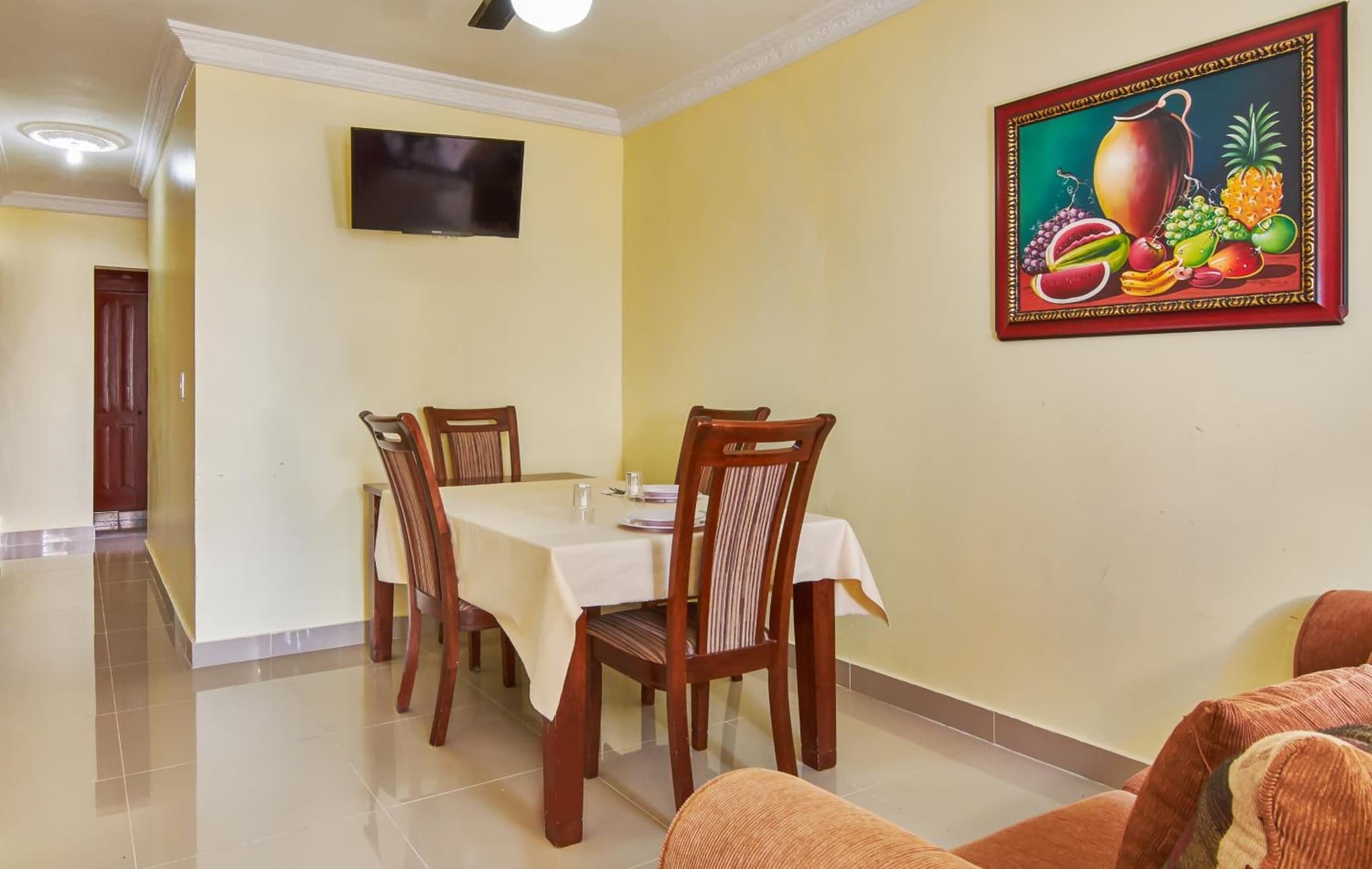 Spacious 2Br 1Bath Apartment Terrace & Street View photo 7